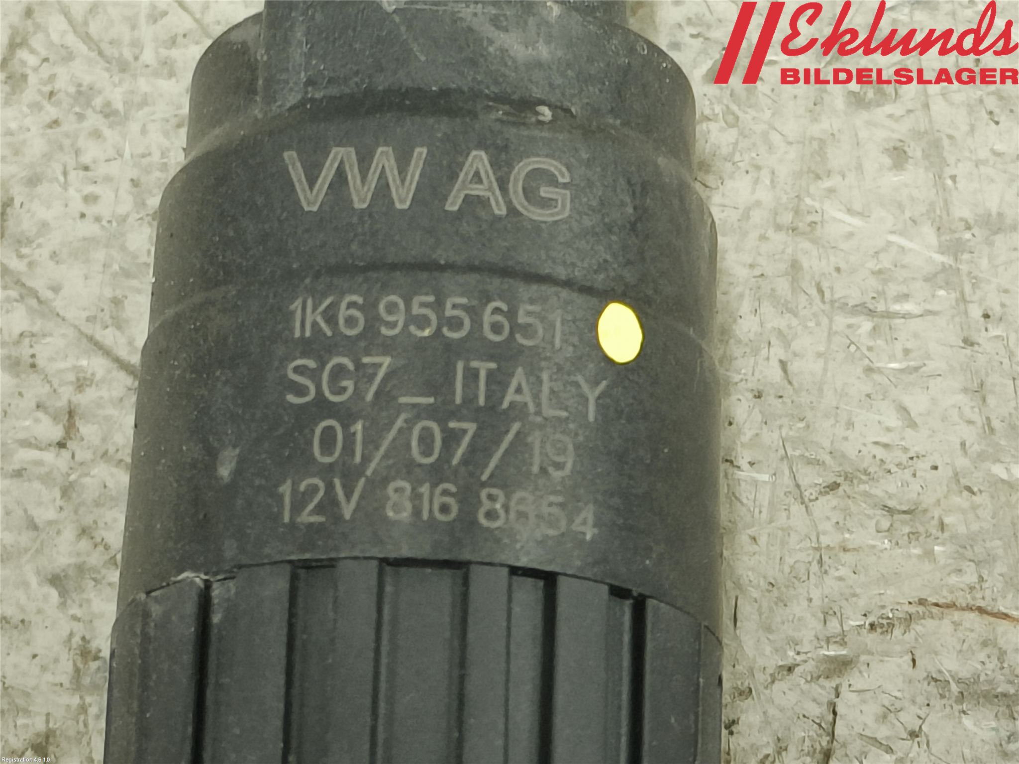 Volkswagen VW PASSAT 20-24 Spolarpump Vindruta