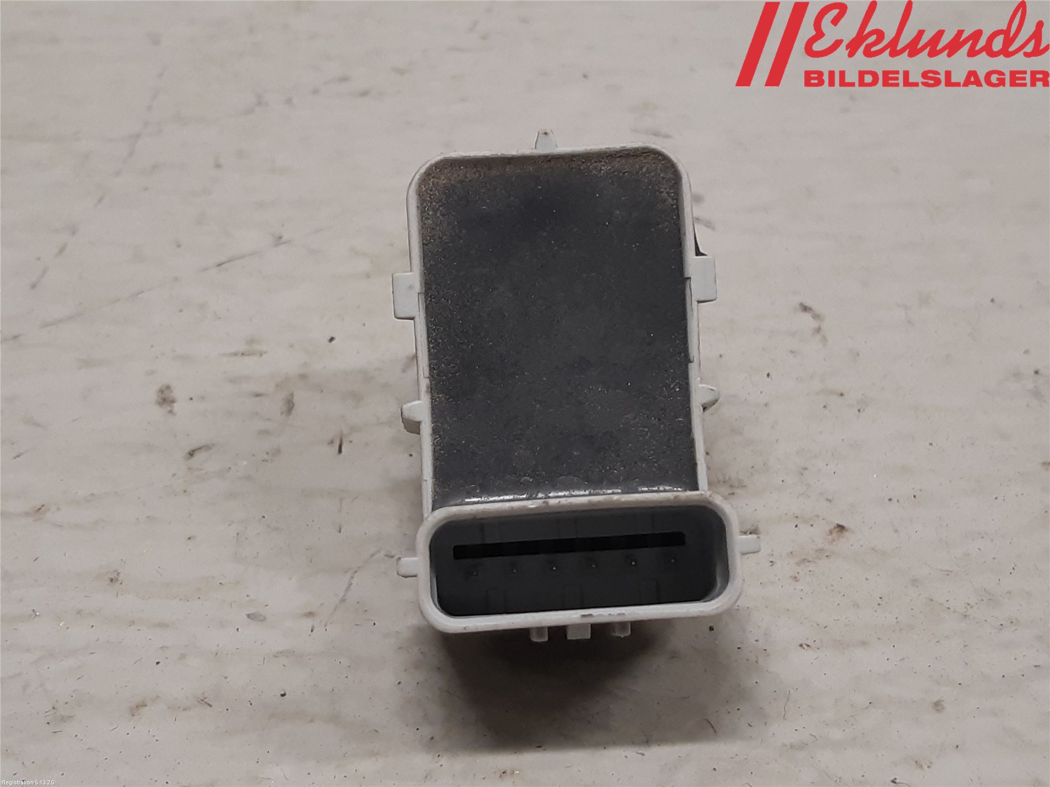 Hyundai i20 PB 09-14 Parkeringshjälp Backsensor