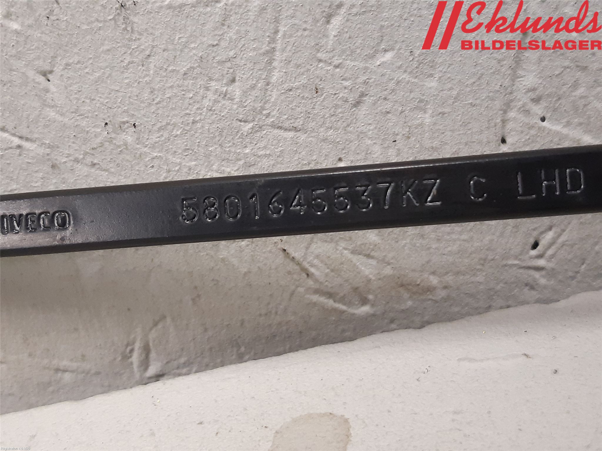 Iveco DAILY 14->> Torkararm Armar Vindruta