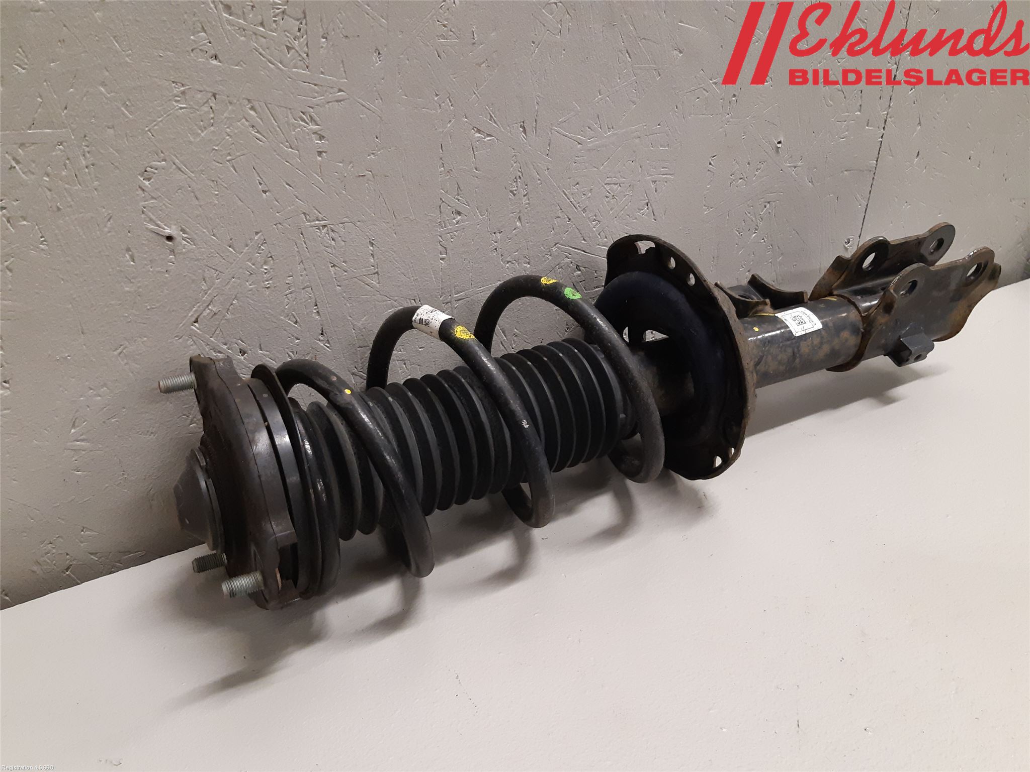 Kia SPORTAGE (QL) 16-21 Fjäderben Fram Höger