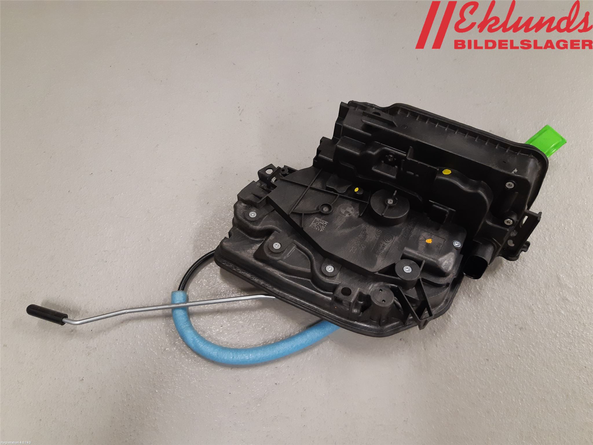 BMW 2 F45 Active Tourer 14-21 Låskista-Dörrlås