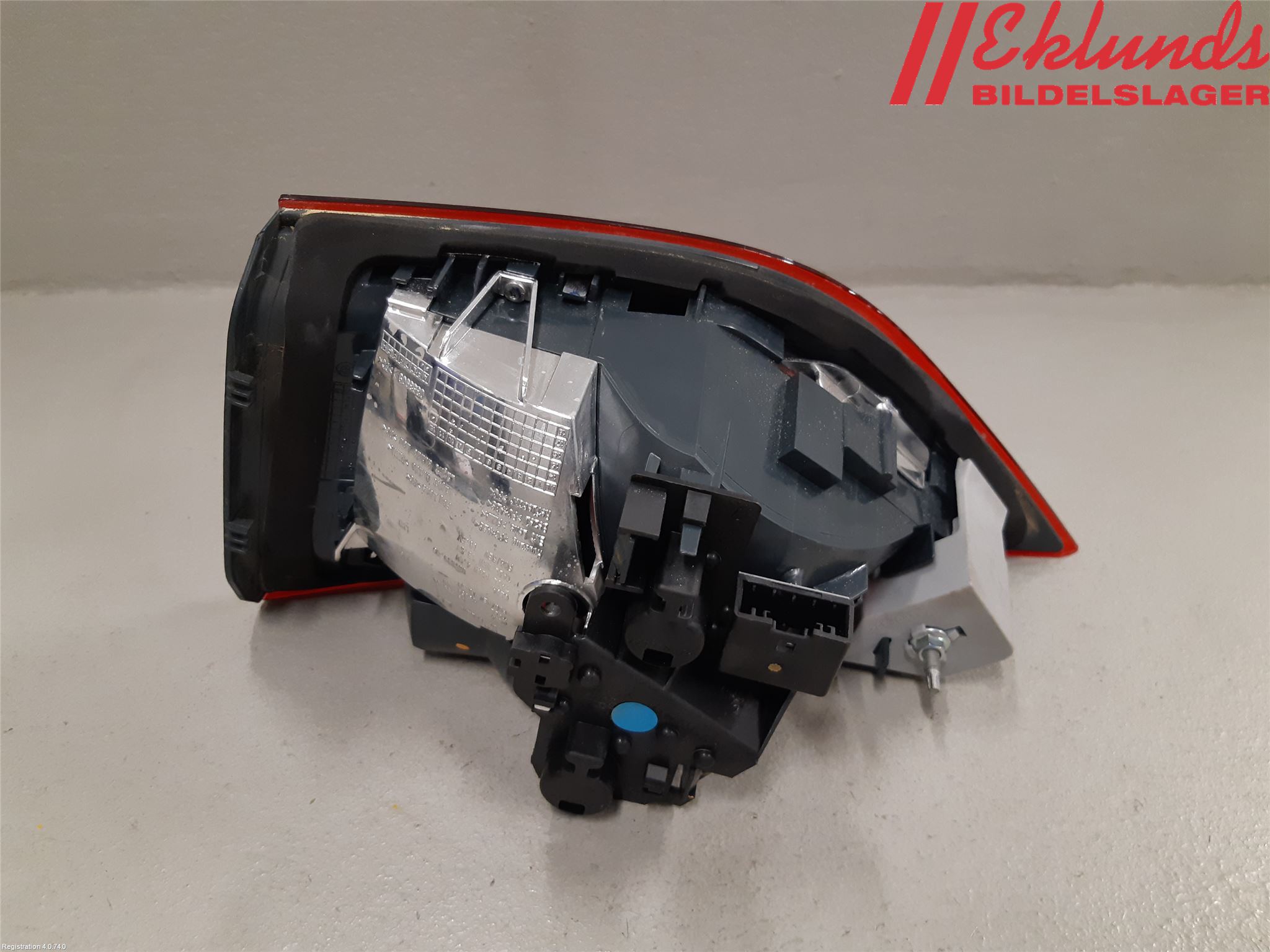 BMW 2 F45 Active Tourer 14-21 Bakljus Lucka Vä