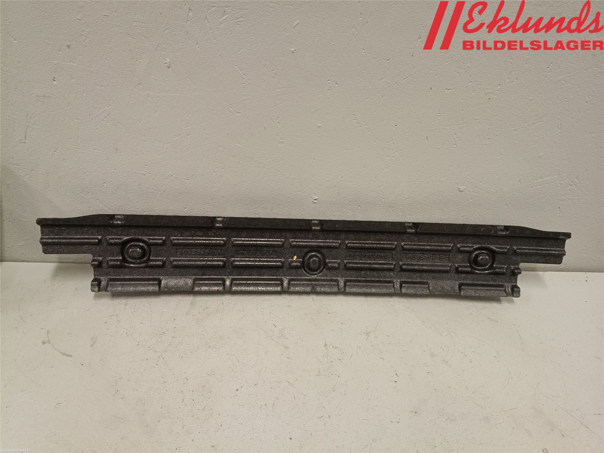 Volvo V70 05-08 Stöt Utfyllnad-List-Grill