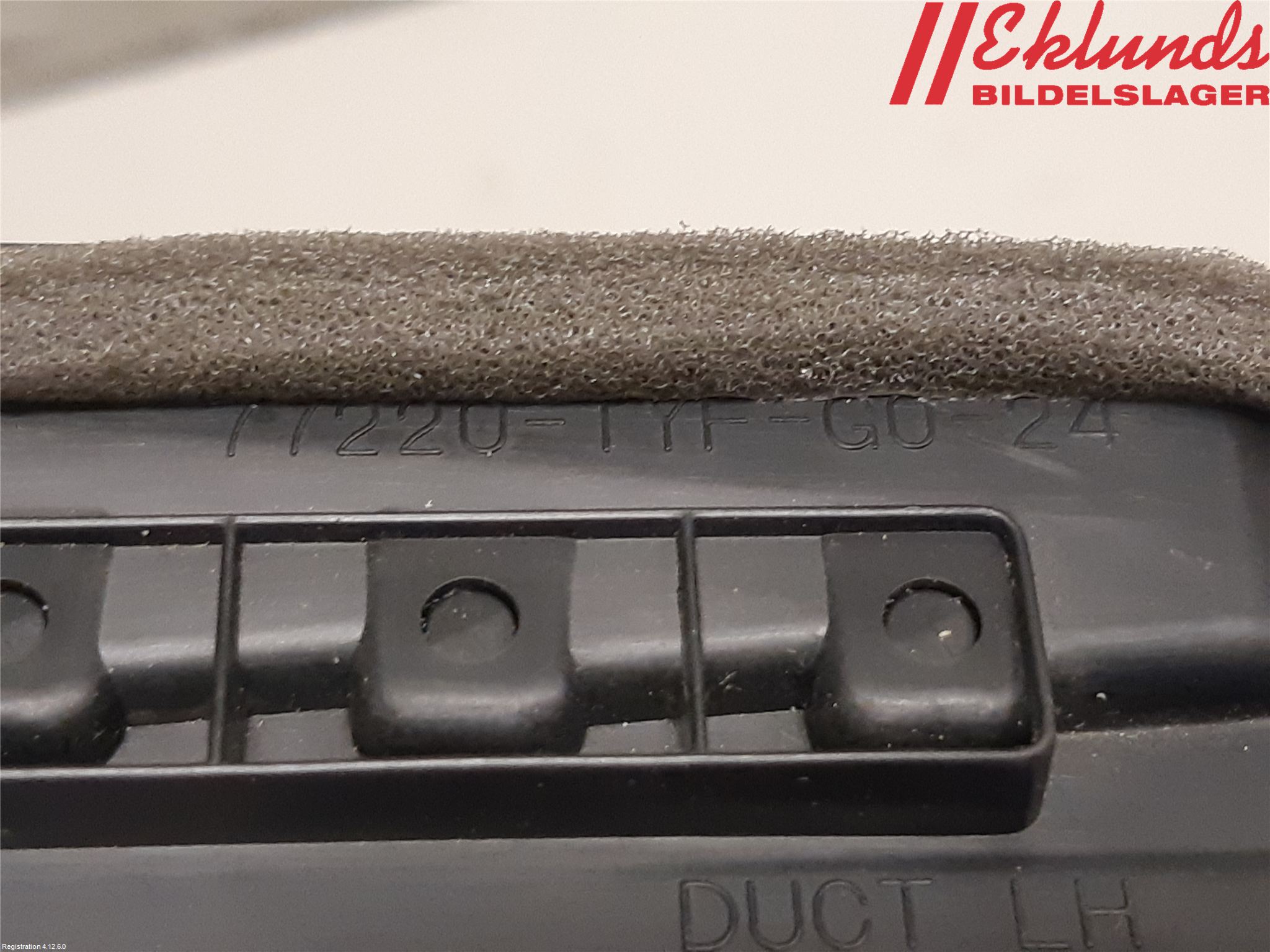 Honda E 20-23 Defrosterkanal-Munstycke