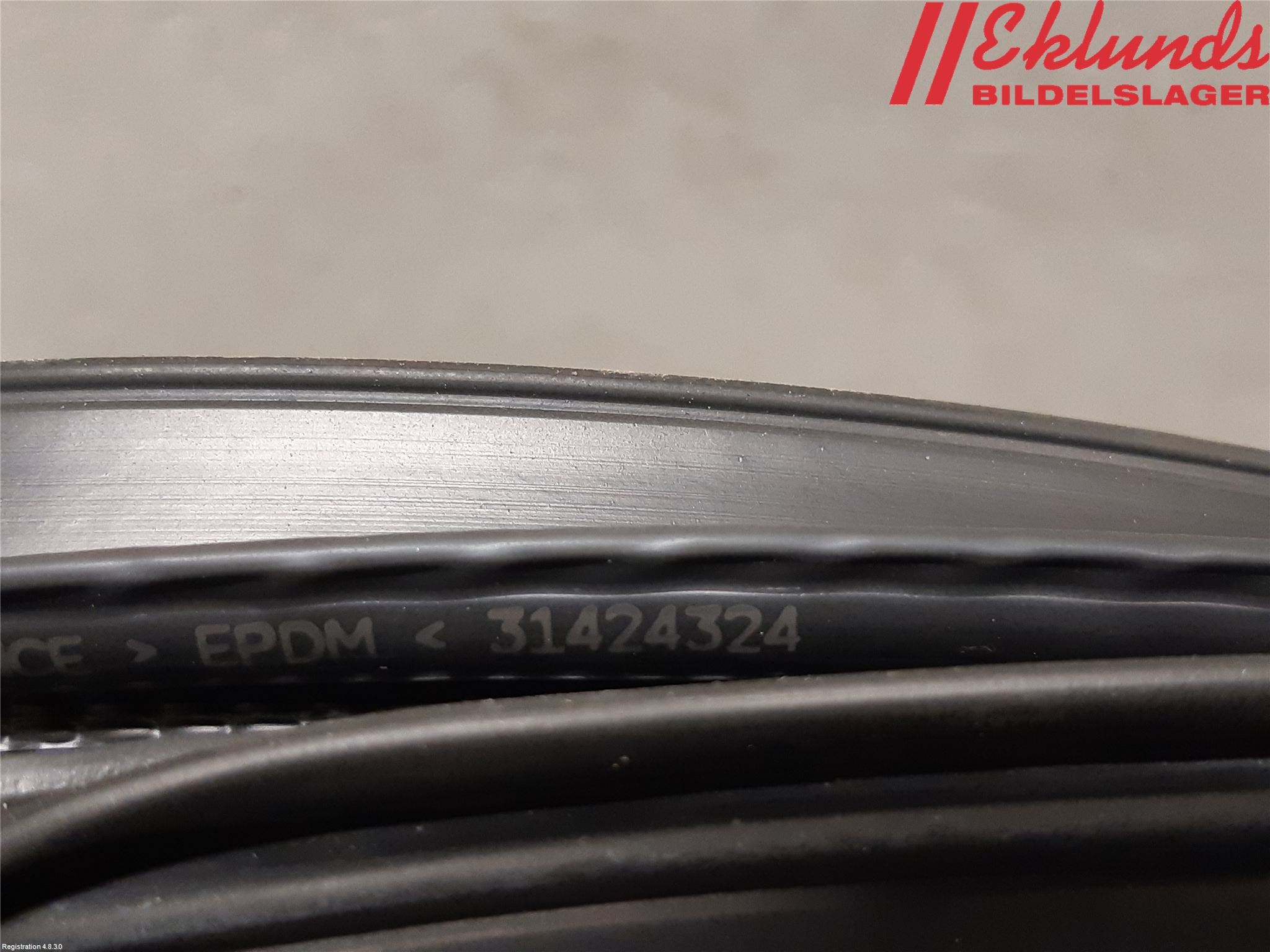 Volvo XC60 14-17 Dörr Gummilist