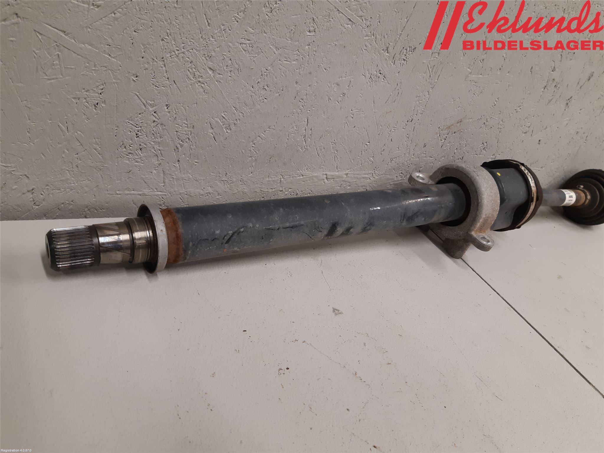 BMW 2 F45 Active Tourer 14-21 Drivaxel Fram Höger