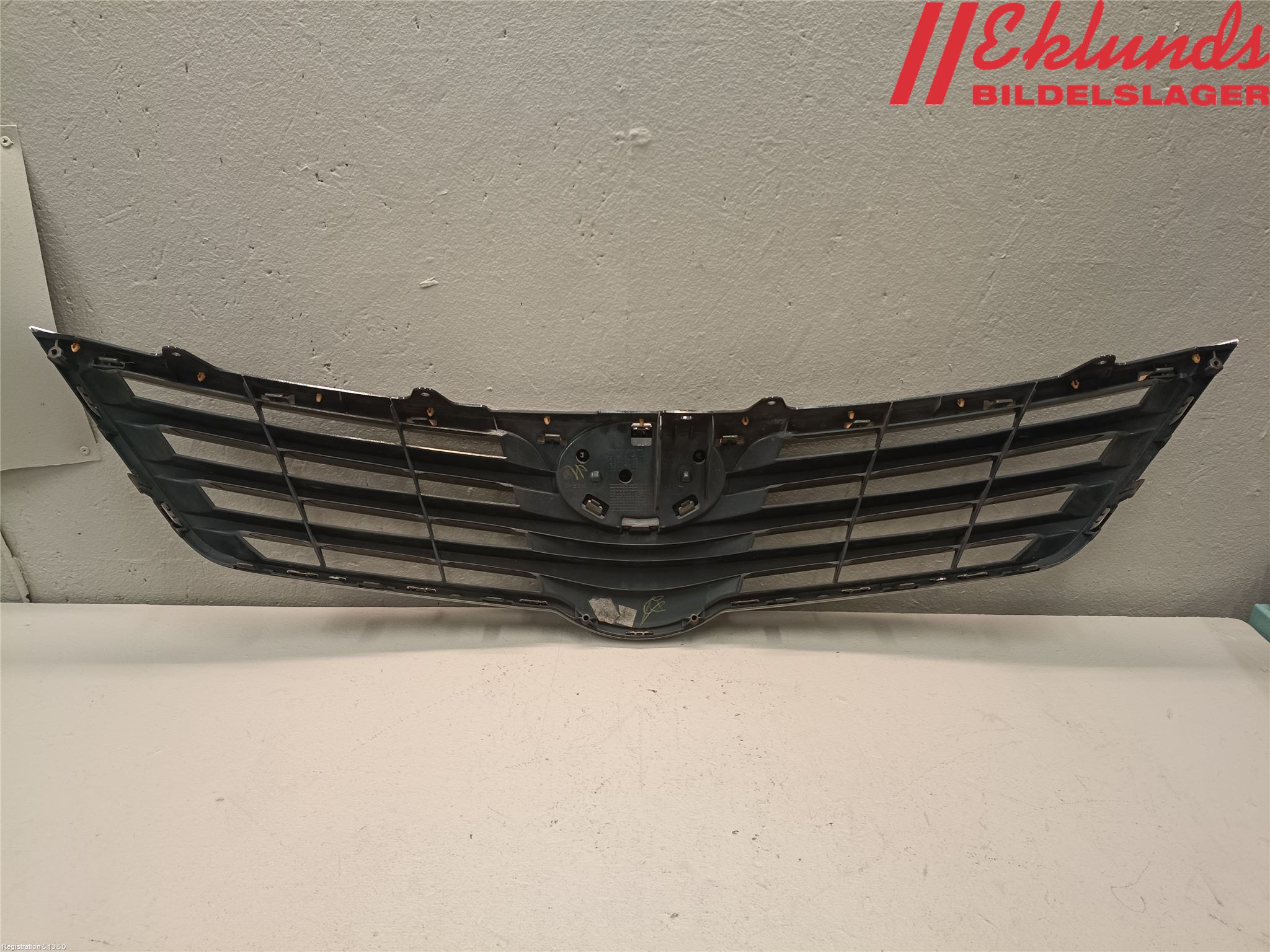 Toyota AVENSIS 09-15 Grill Komp