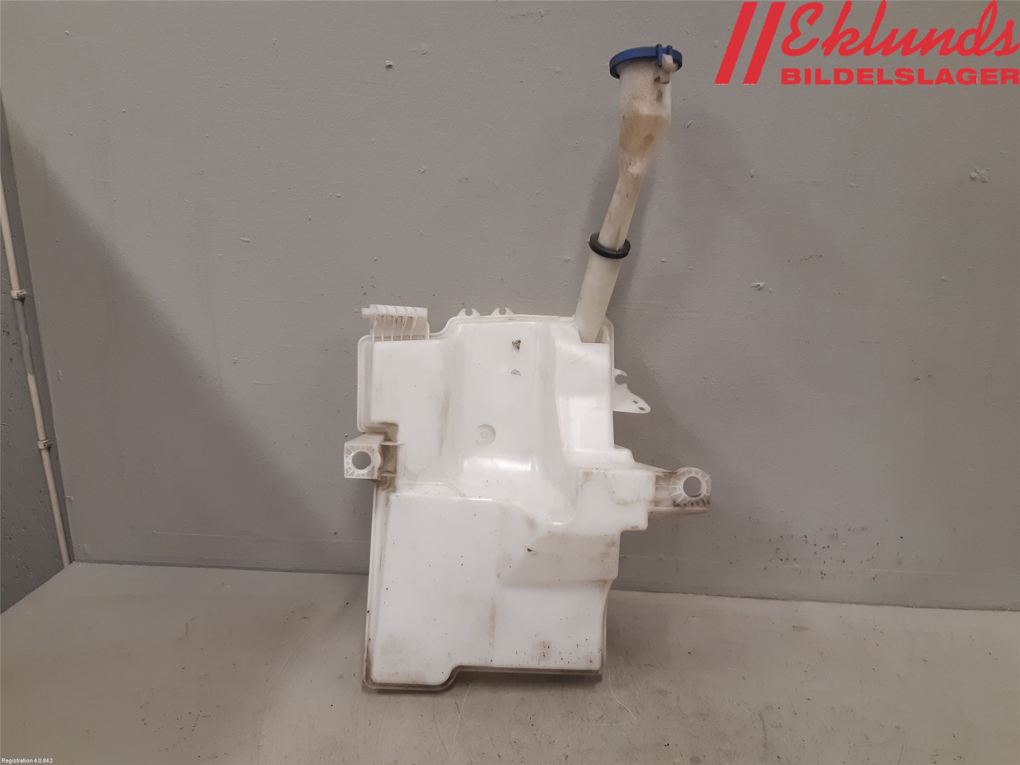 Ford FOCUS 11-14 Spolartank Vindruta-Strål