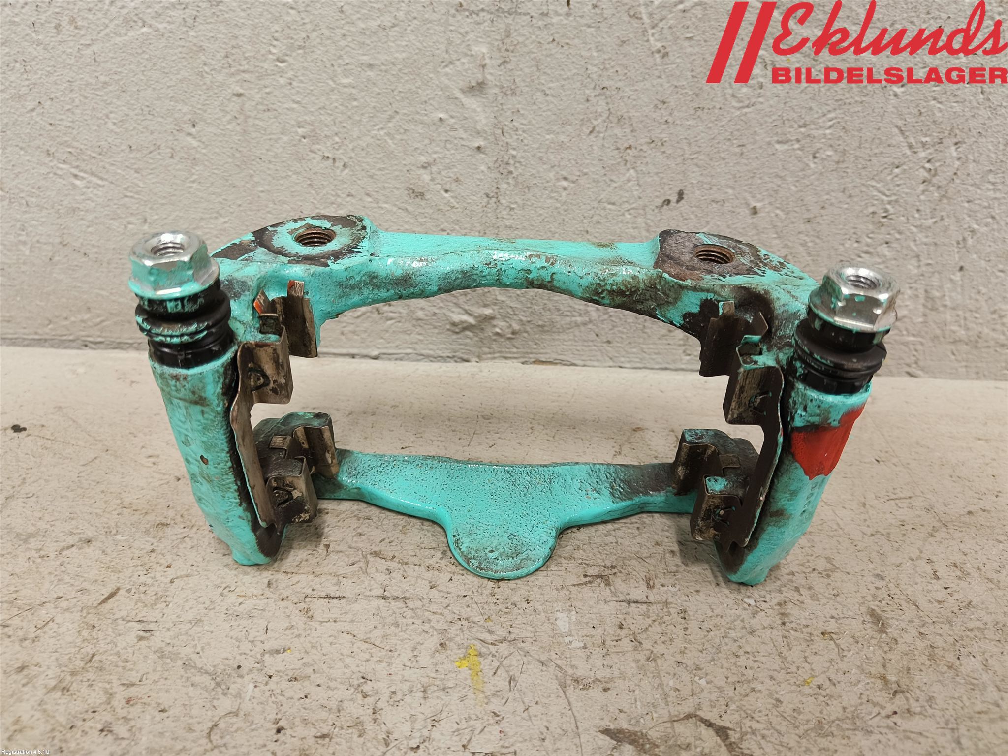 BMW 1 E87/81 5D/3D 03-11 Bromsokshållare