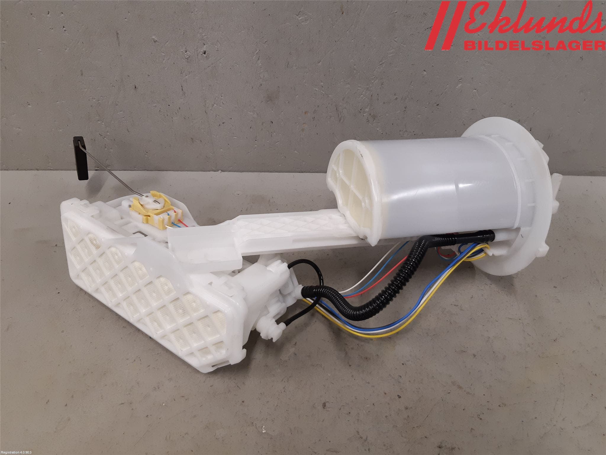 Toyota YARIS XP21 20- Bränslepump El