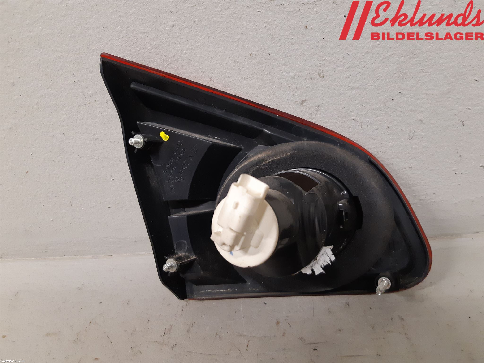 Nissan QASHQAI   07-10 Bakljus Lucka Hö