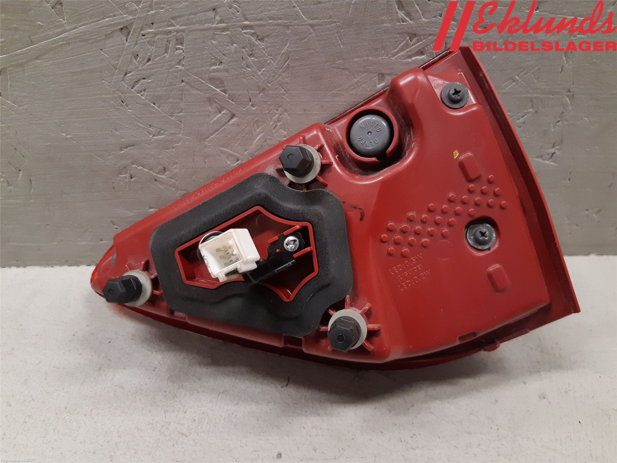 Kia STONIC 18->> Bakljus Lucka Vä