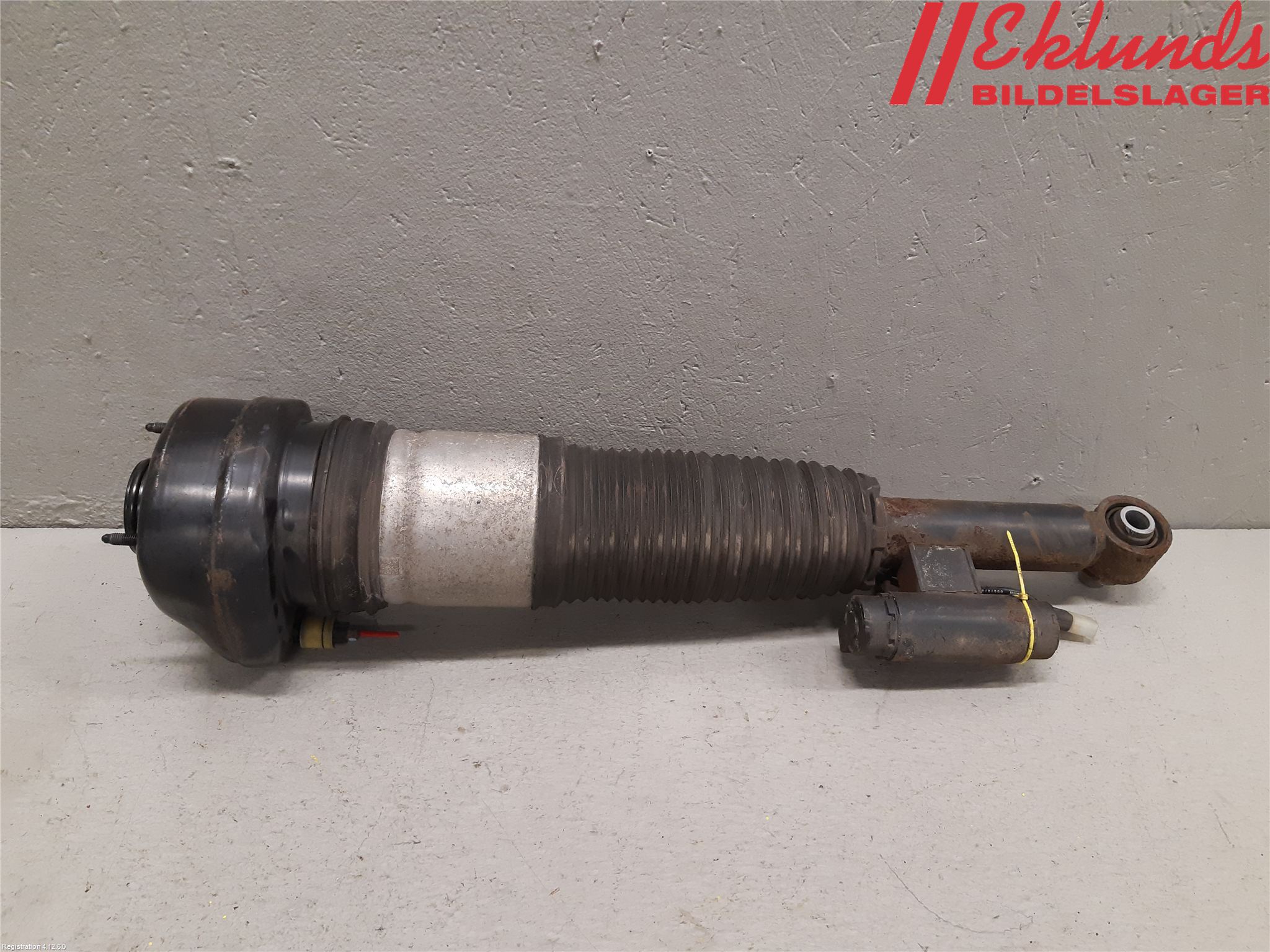 BMW 7 G11/G12 15-22 Fjäderben Bak Vänster