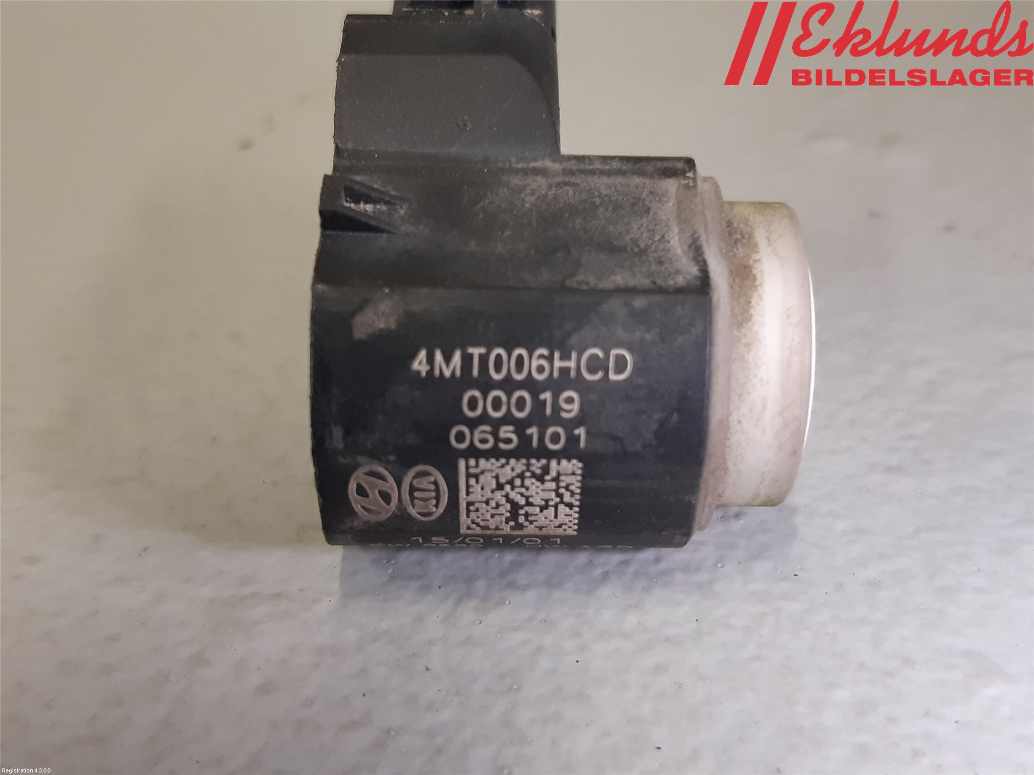 Hyundai i40 08-15 Parkeringshjälp Frontsensor