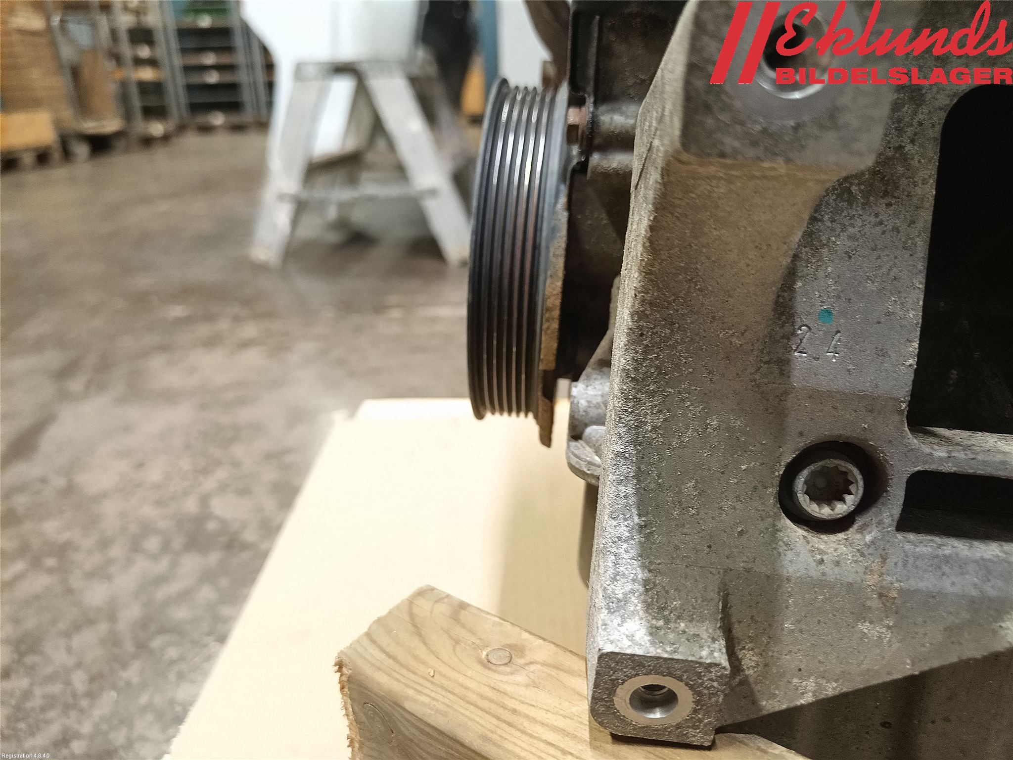 Volkswagen VW CADDY      04-10 Motor Bensin