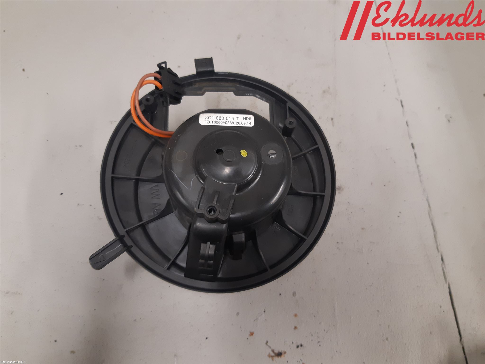 Volkswagen VW PASSAT 11-14 Värmefläkt