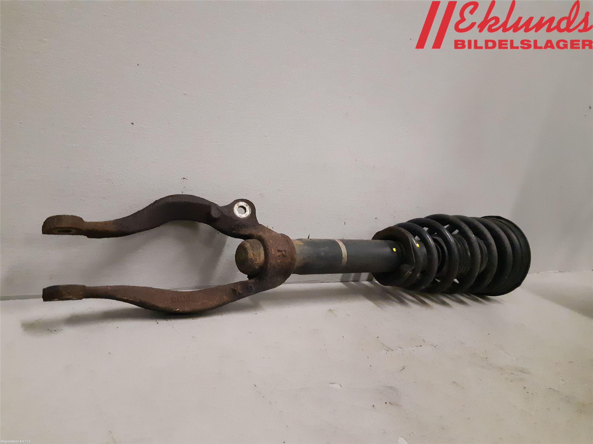 Mitsubishi ECLIPS Fjäderben Fram Höger