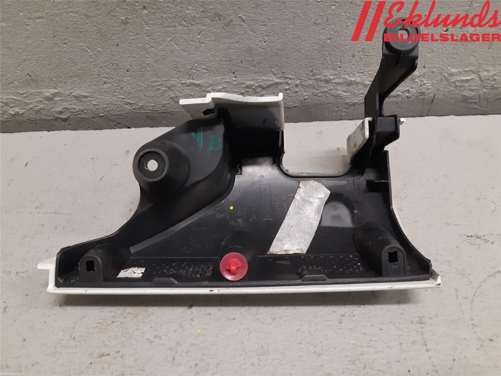 Renault KANGOO II 15-21 Bakljussarg