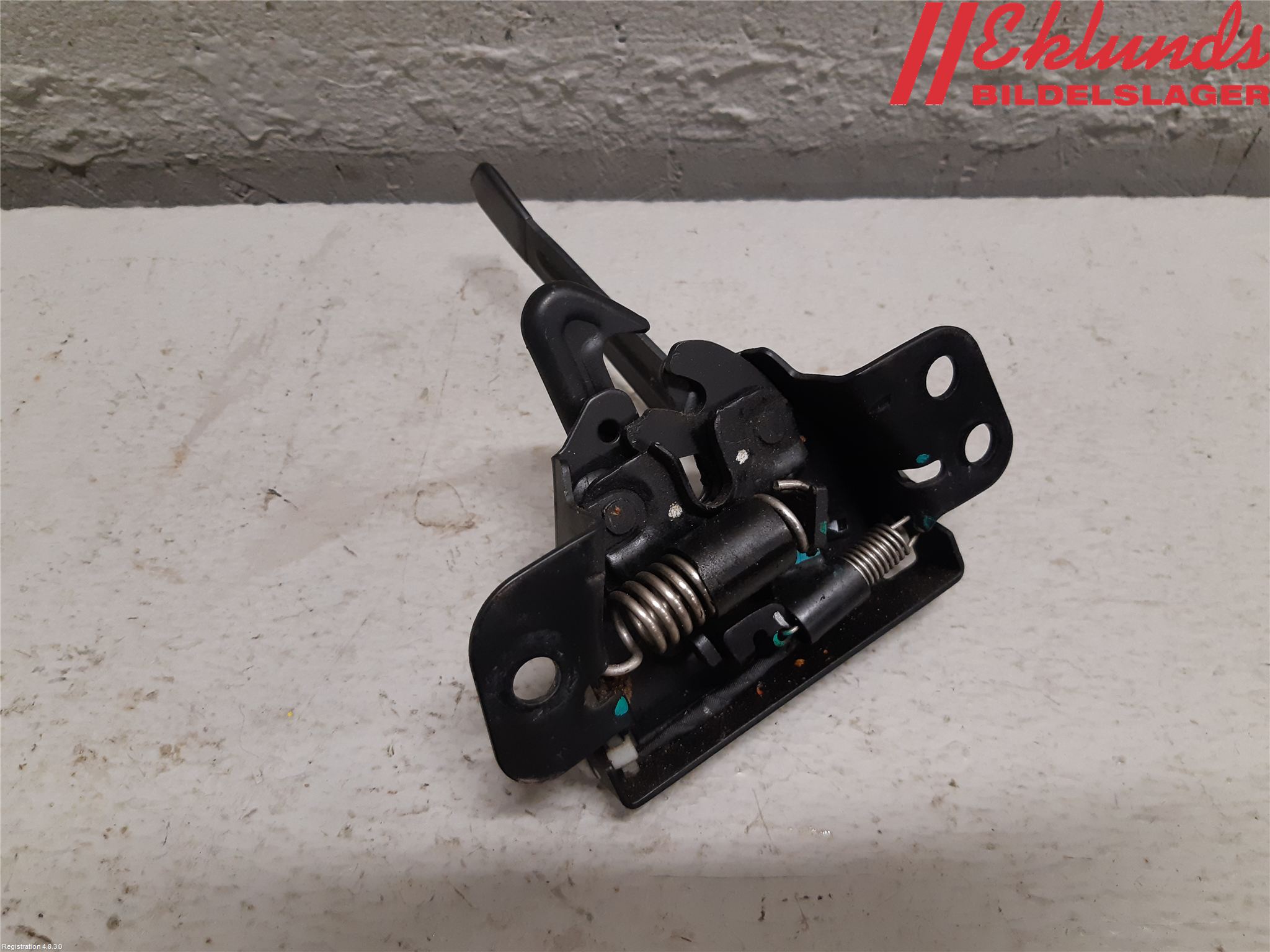 MG ZS EV 20- Huvlås