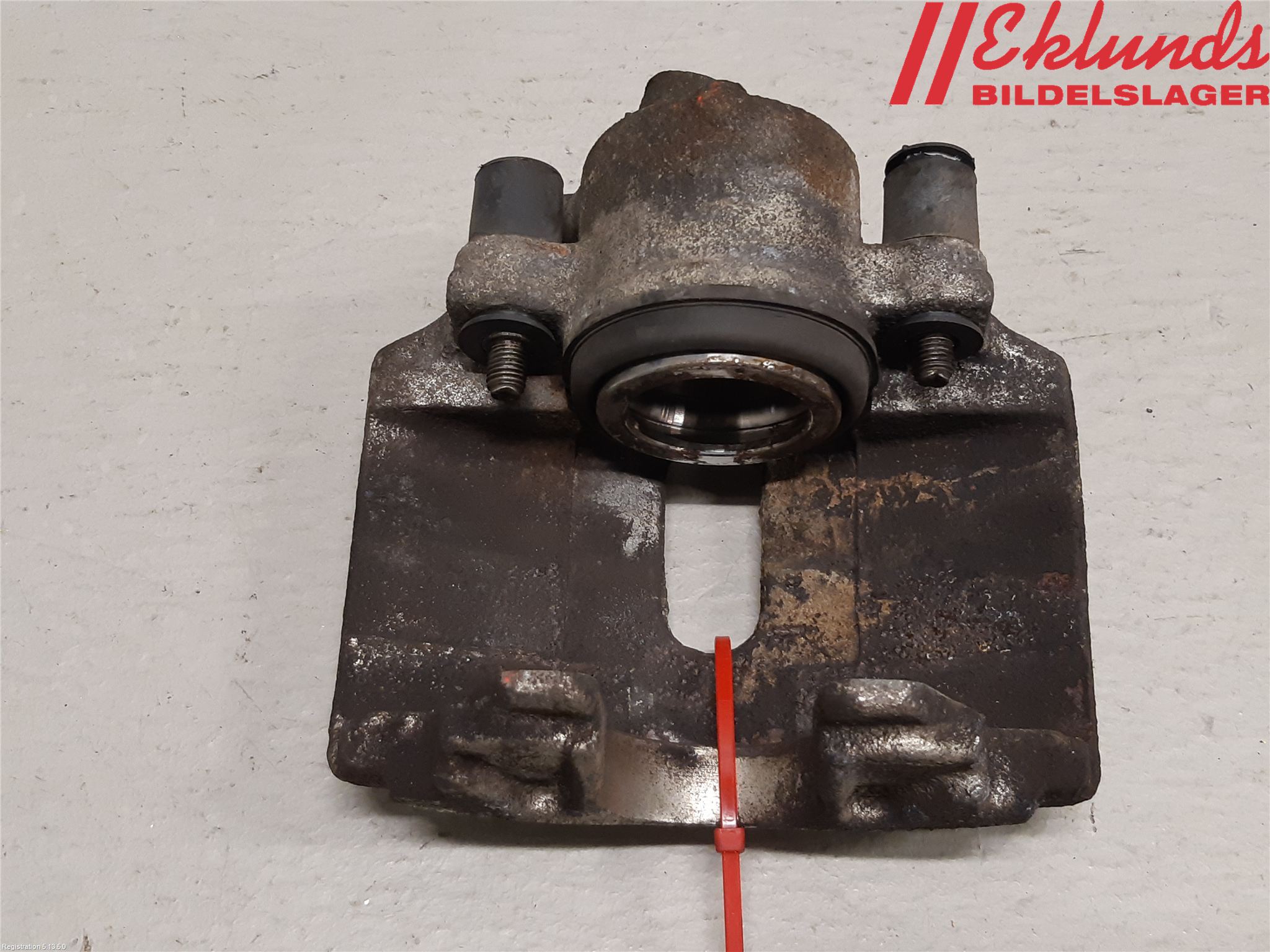 Volkswagen VW PASSAT 11-14 Bromsok Fram Vänster