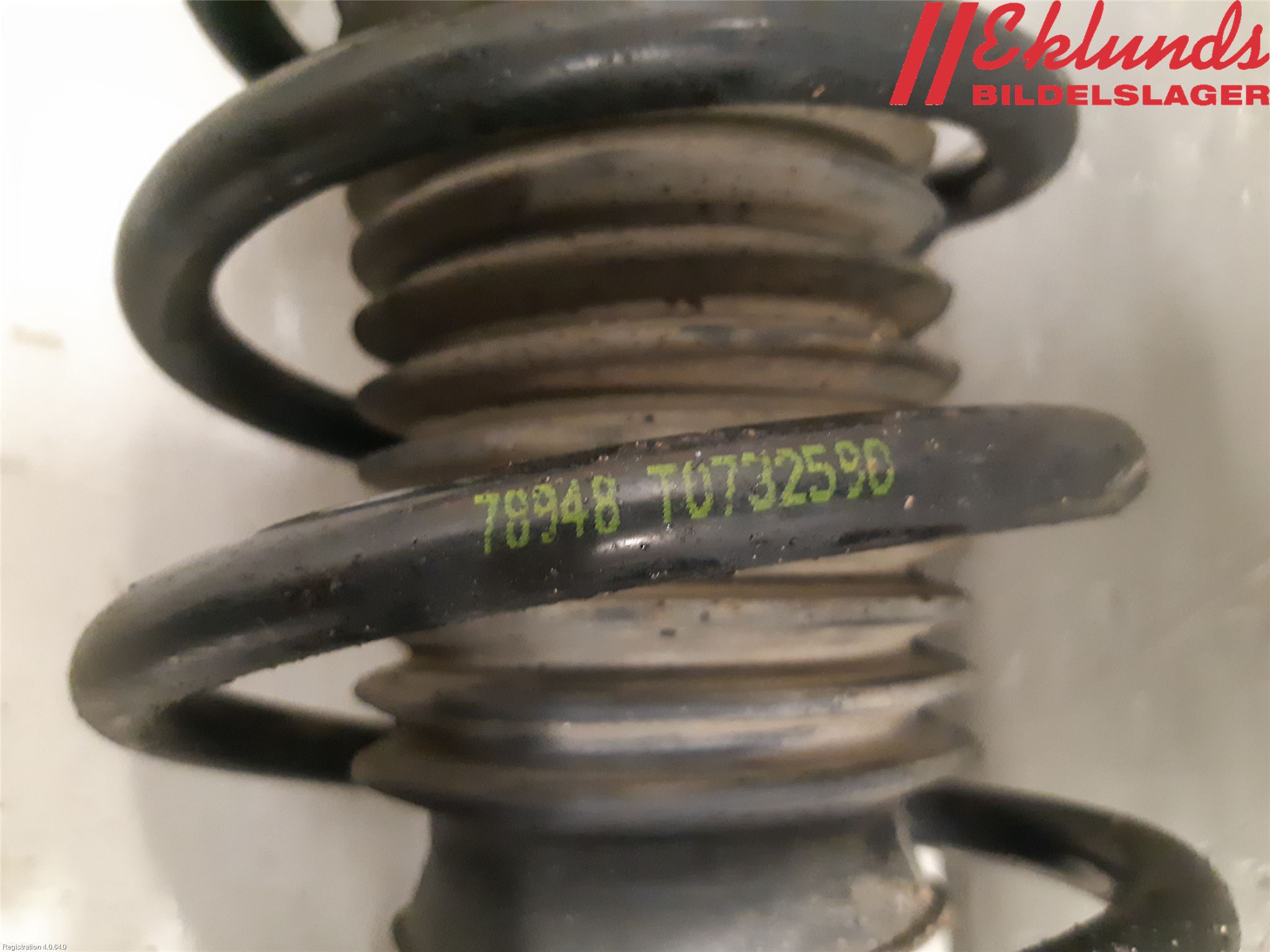 Peugeot BIPPER Fjäderben Fram Vänster