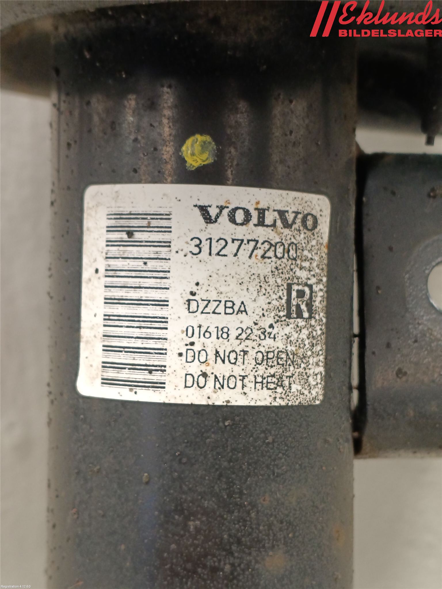 Volvo V60 14-18 Fjäderben Fram Höger