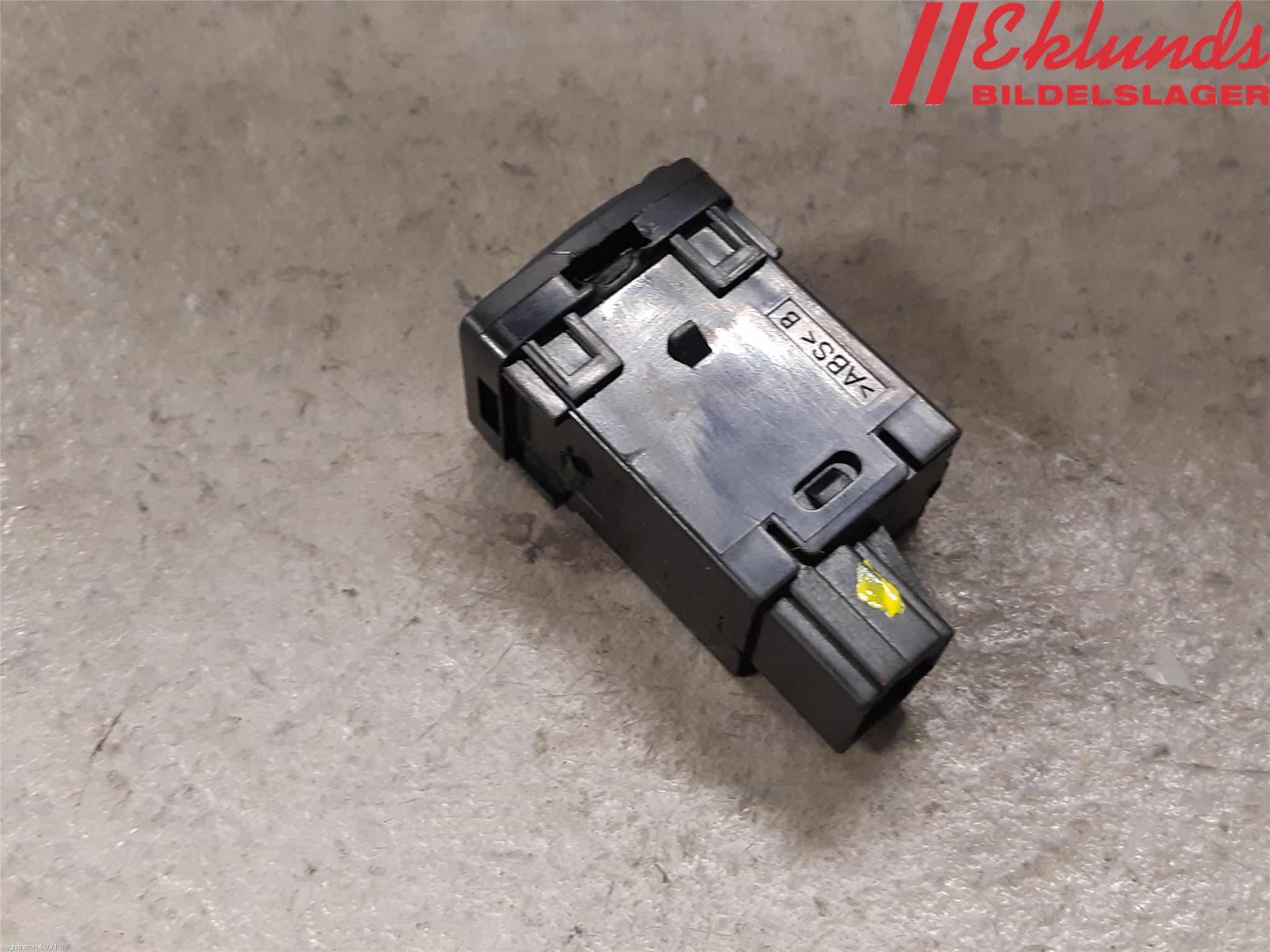 Nissan NAVARA, TREK-1 17-21 Strömställare Antisladd