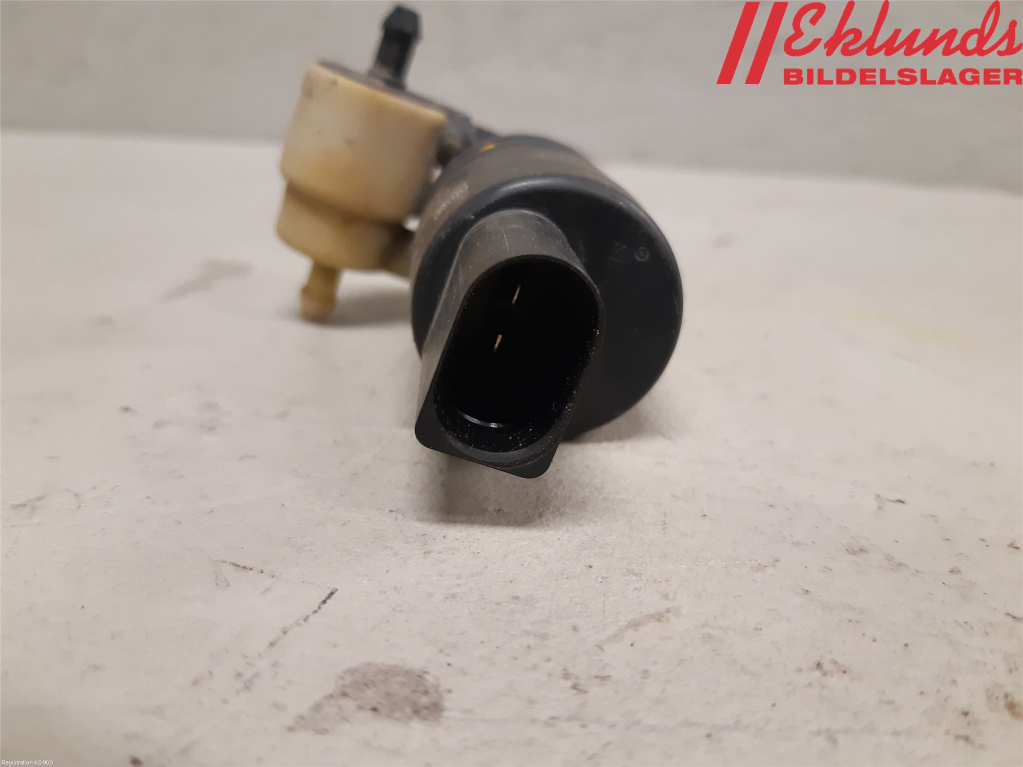 Opel ASTRA J 10-15 Spolarpump Vindruta