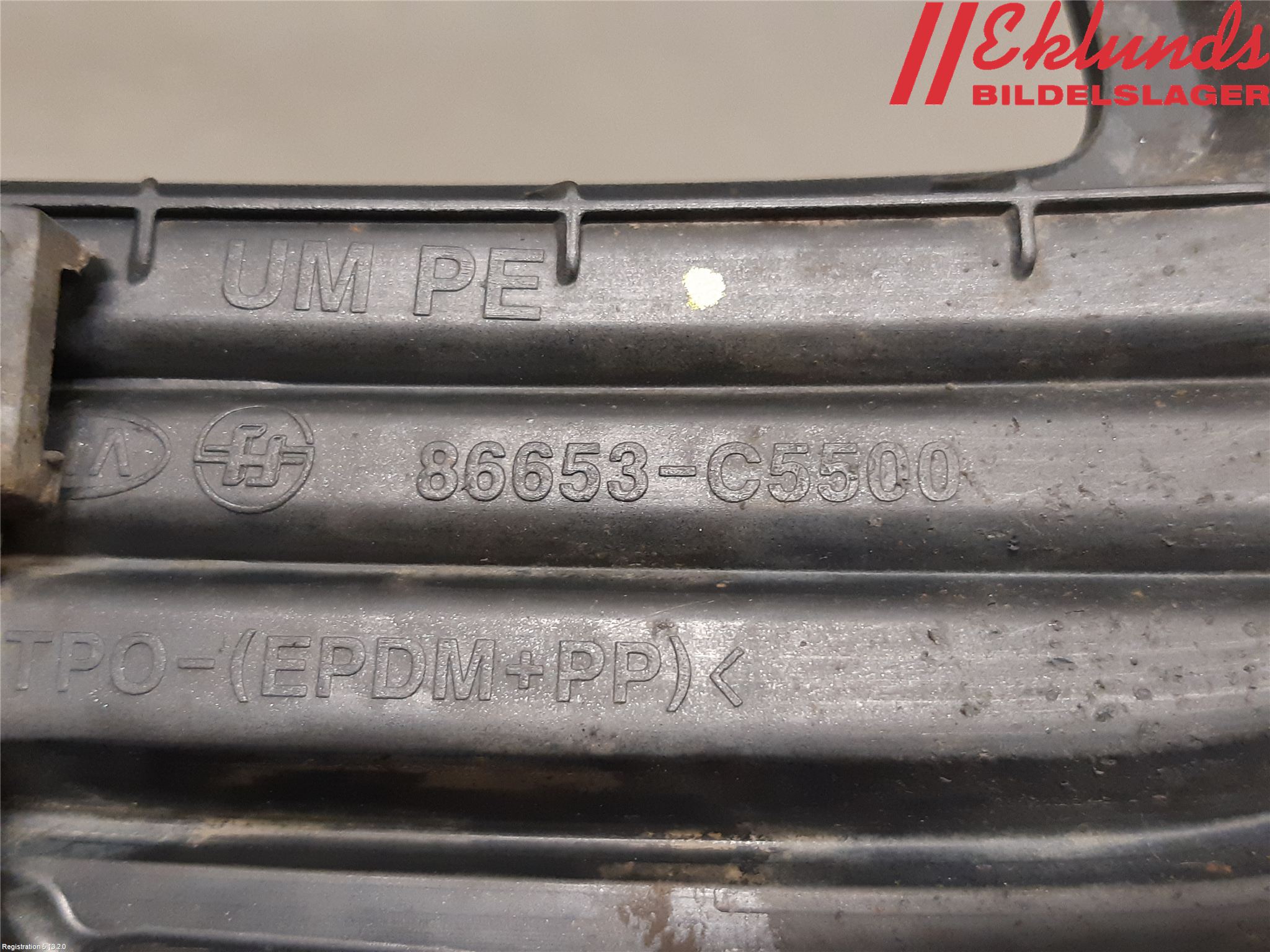 Kia SORENTO 15-20 Stöt Utfyllnad-List-Grill