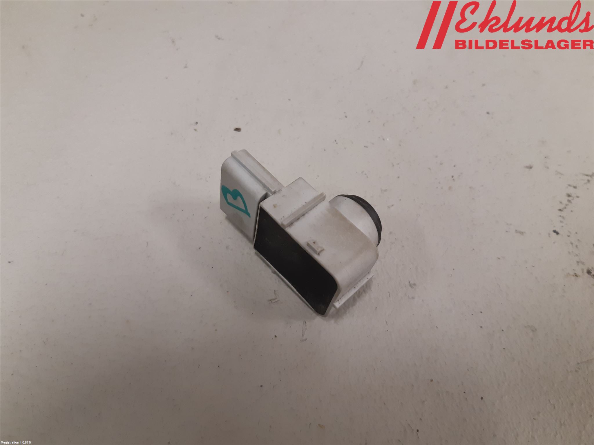 Kia SOUL 09- Parkeringshjälp Backsensor