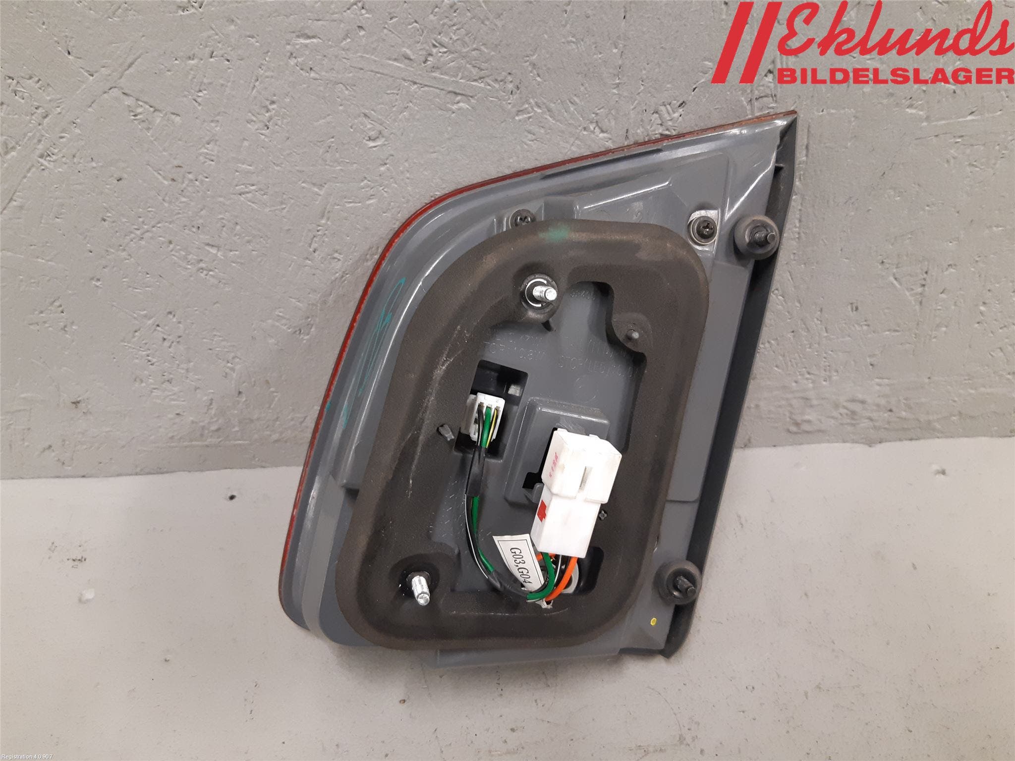 Kia SORENTO 10-14 Bakljus Lucka Vä