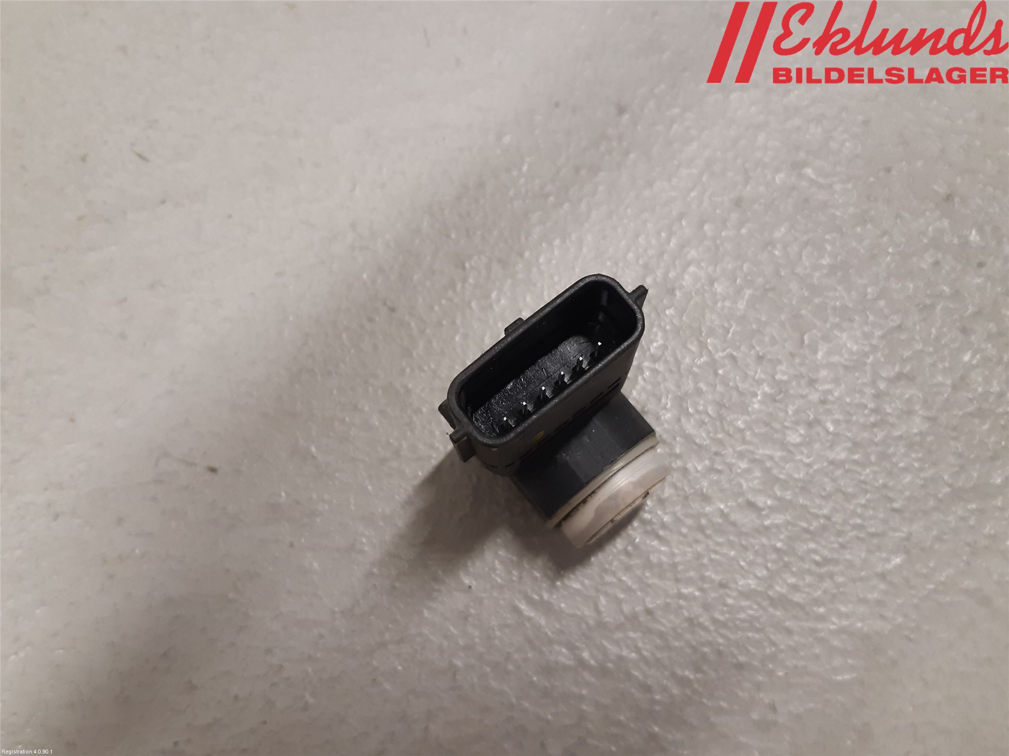 Hyundai i40 08-15 Parkeringshjälp Frontsensor