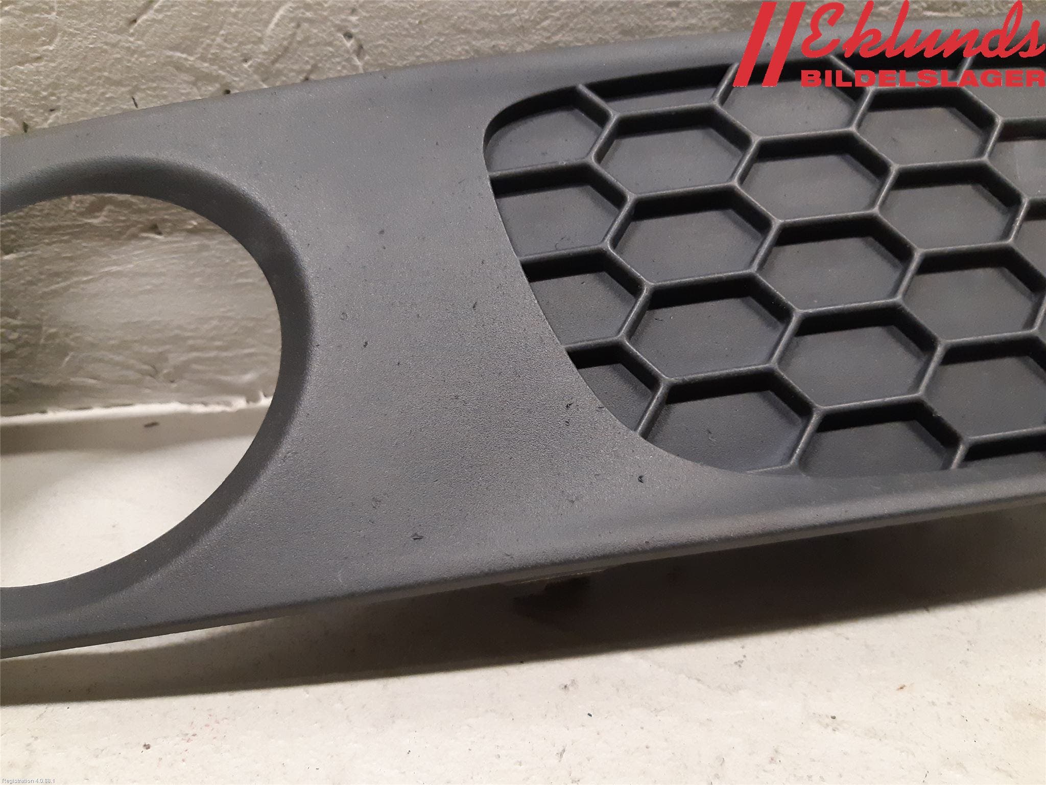 Volvo S80 07-13 Dimljussarg Fram