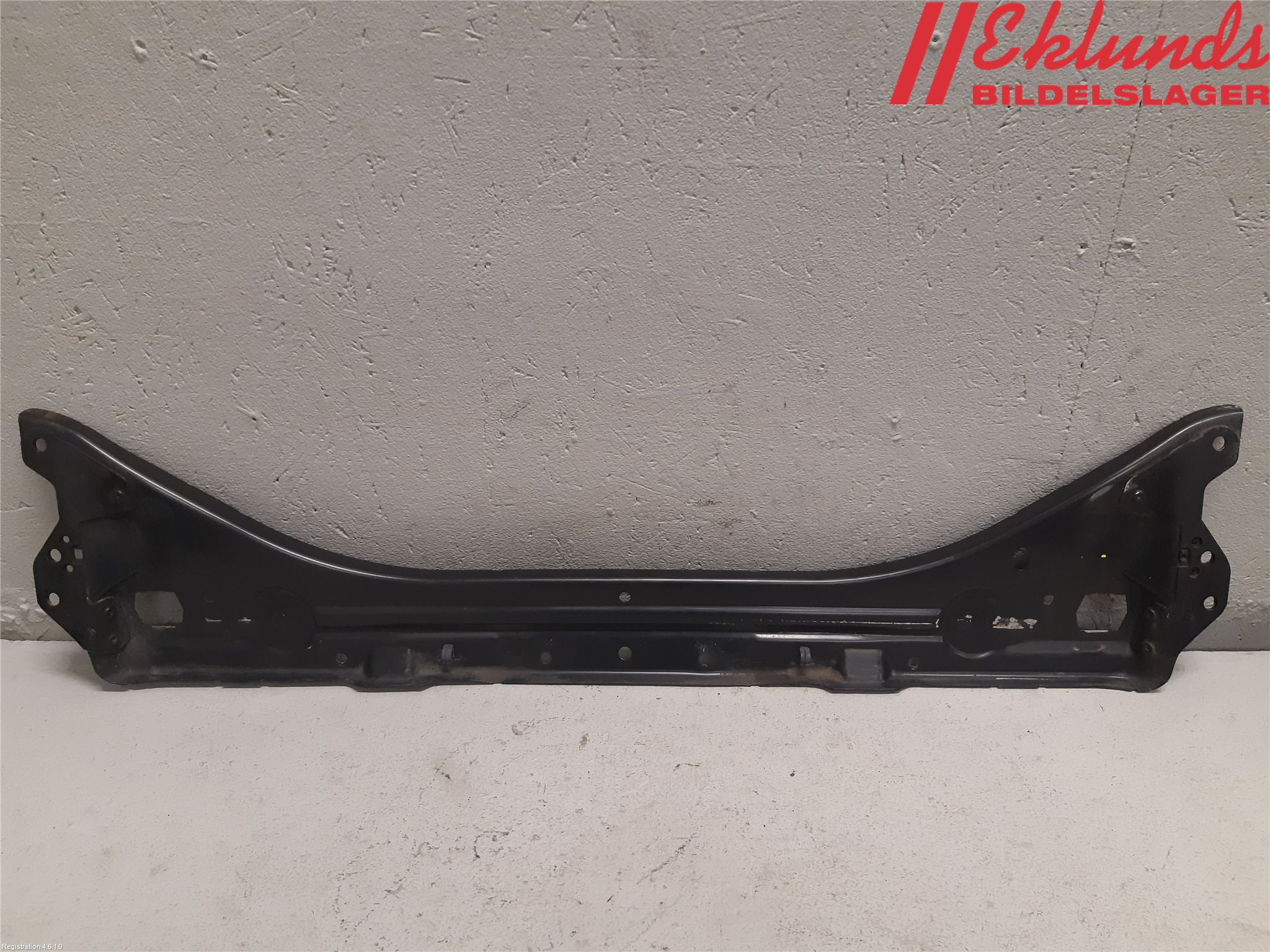 Mercedes-Benz MB E-KLASS (W211) 02-09 Frontplåt