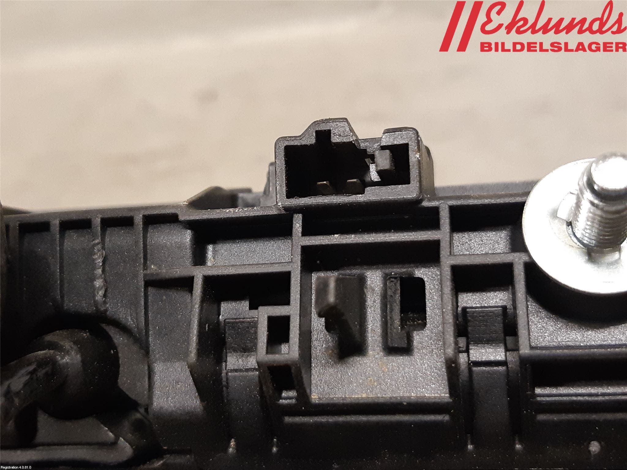 Volkswagen VW PASSAT 11-14 Bakluckehandtag