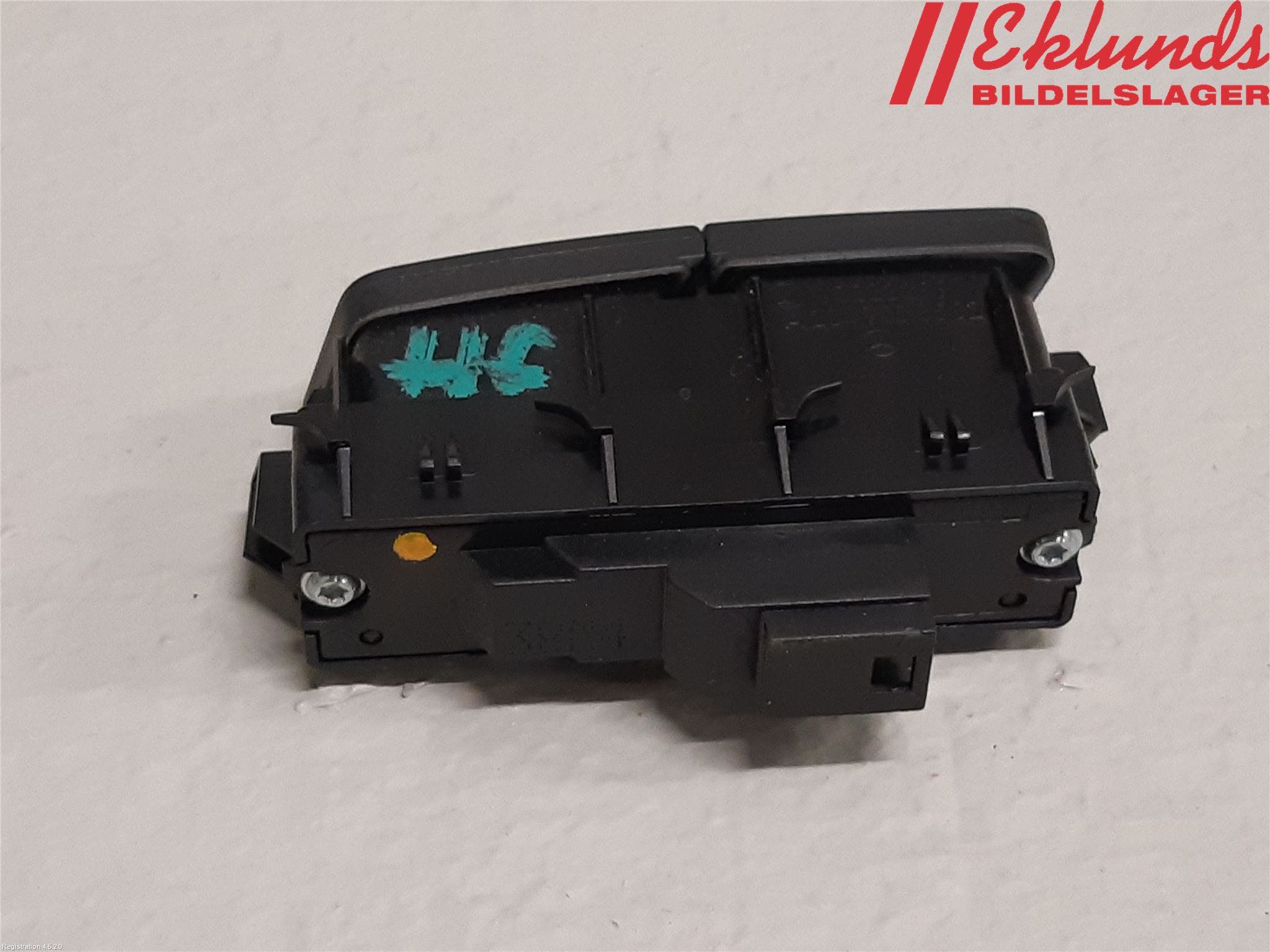 Mercedes-Benz MB E-KLASS (W212) 09-16 Strömställare Centrallås