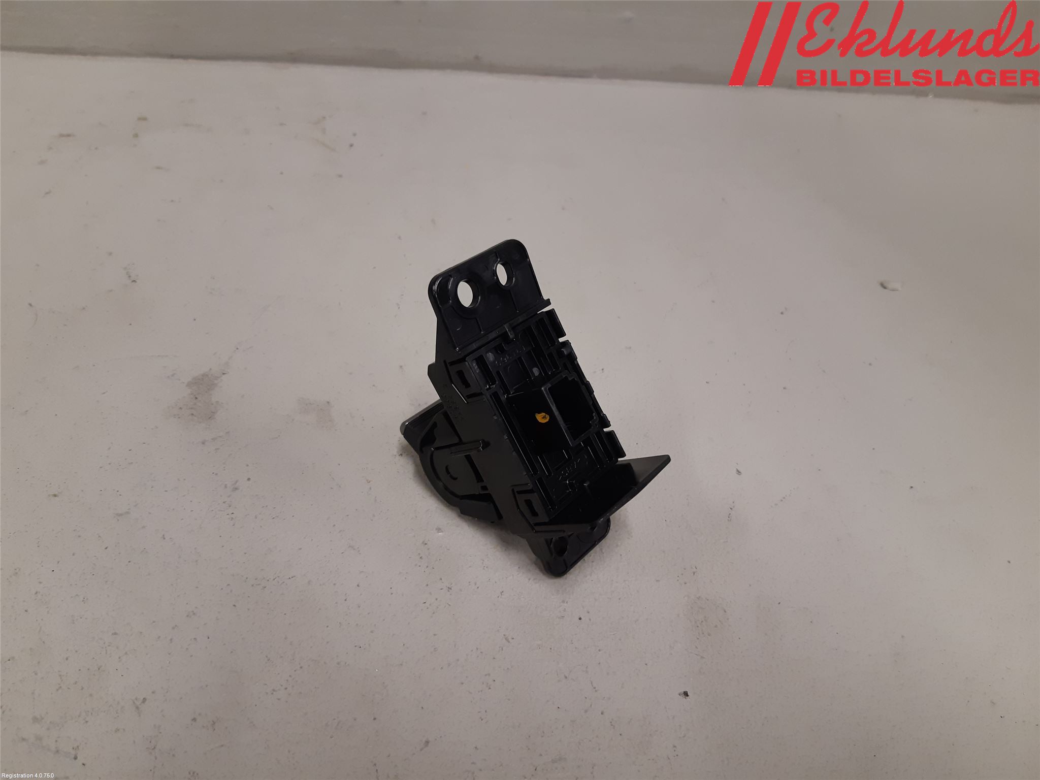 Lexus ES 250/300/330 Strömställare Parkeringsbroms