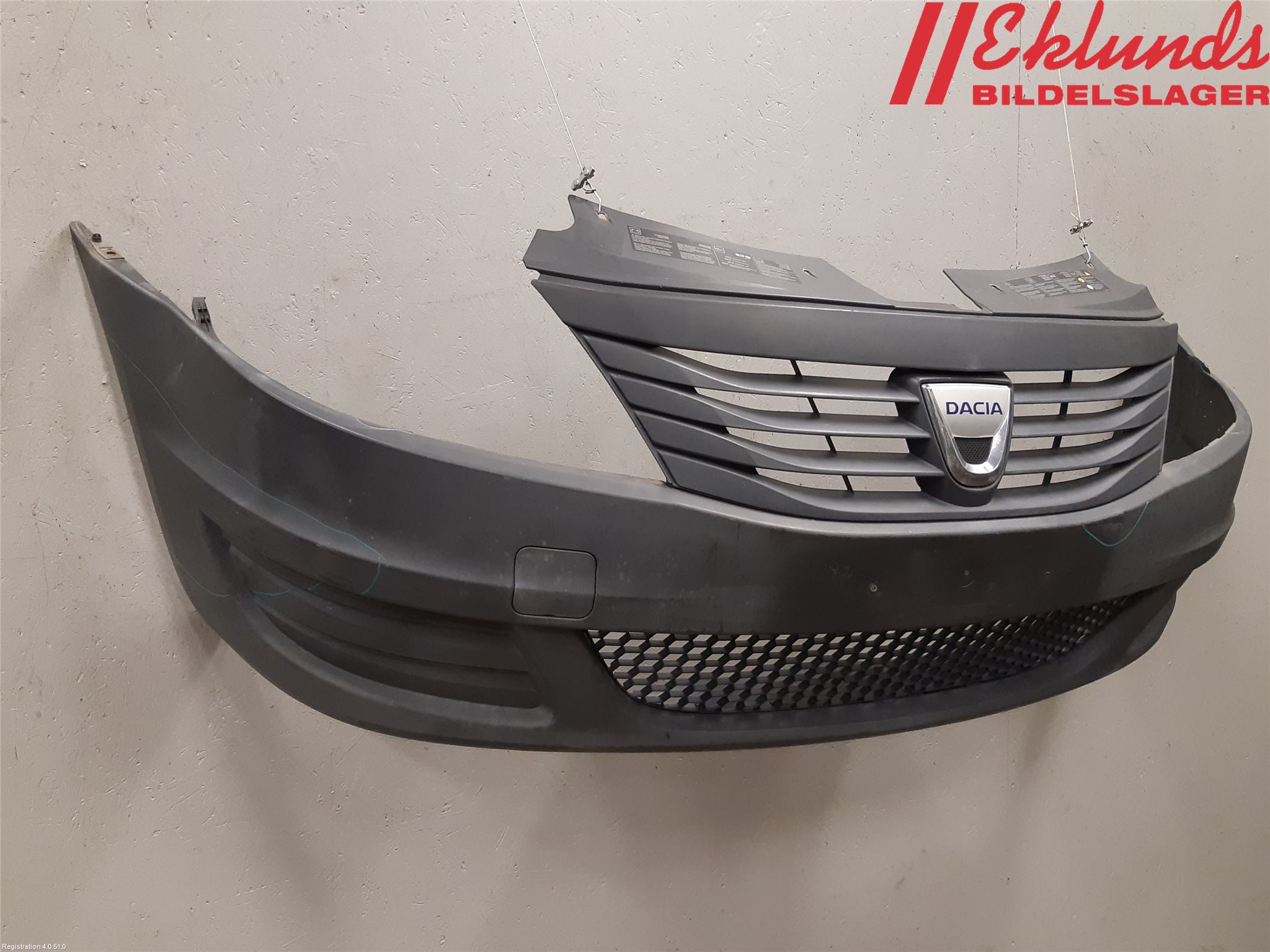Dacia LOGAN MCV/STEPWAY Stötfångarbeklädnad Fram