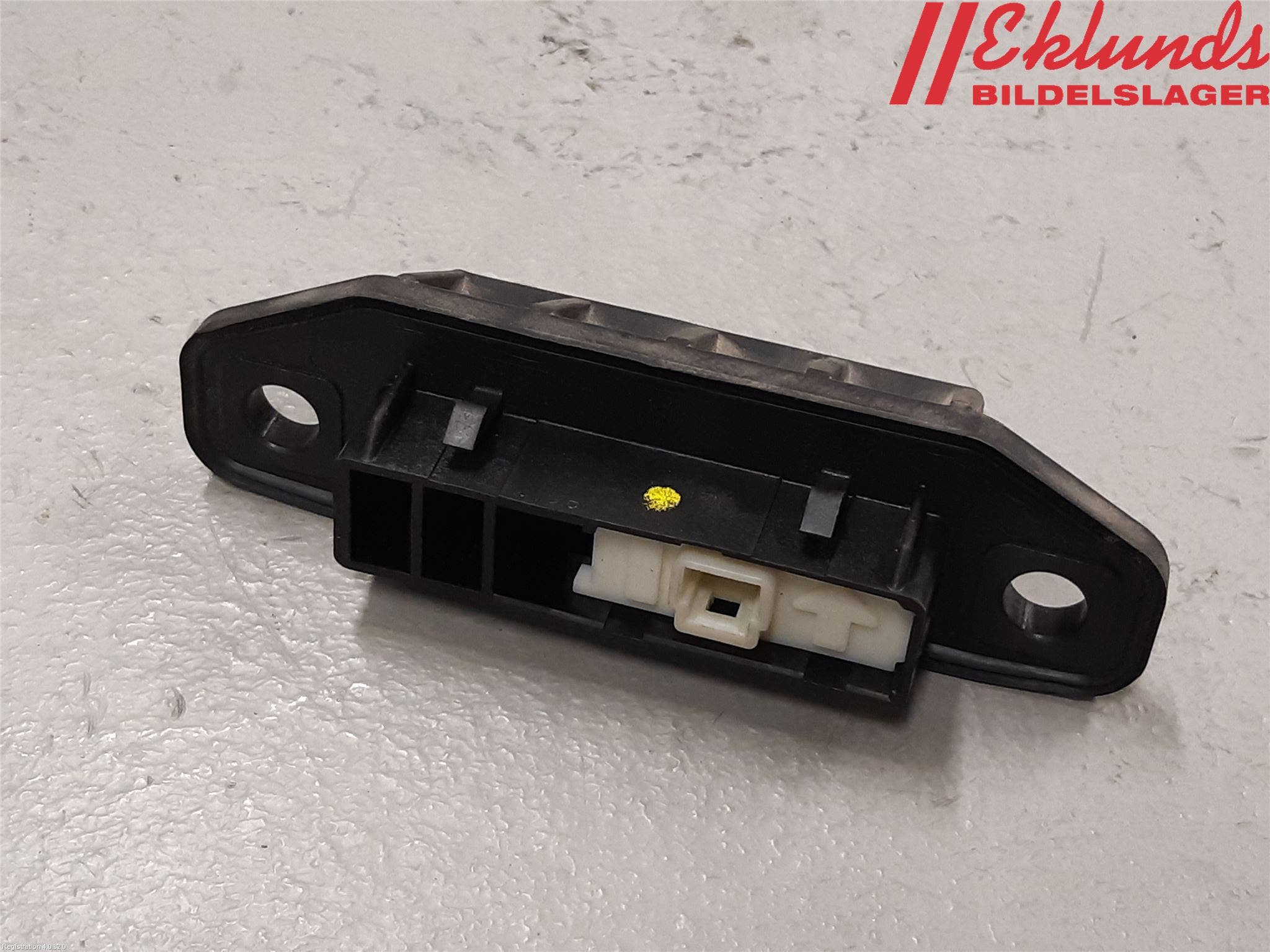 Toyota YARIS XP130 15-20 Bakluckehandtag