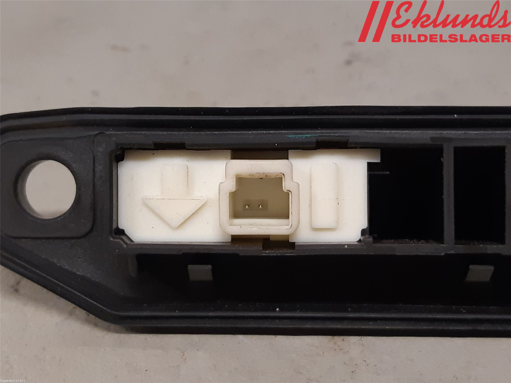 Toyota YARIS XP130 15-20 Bakluckehandtag