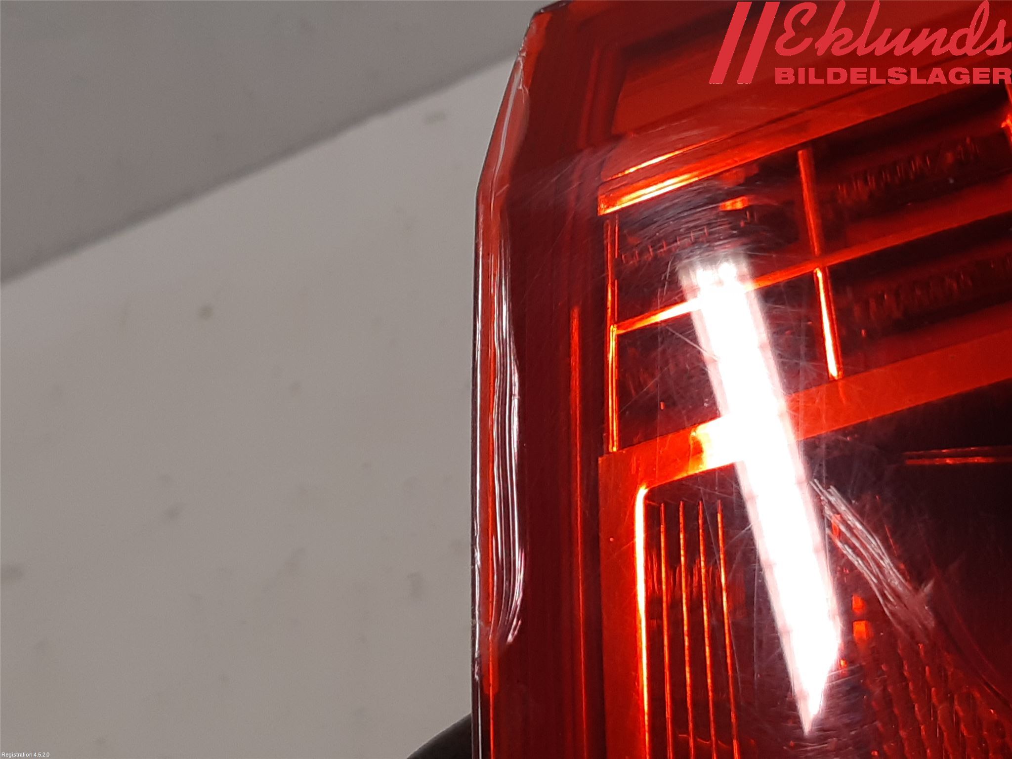 Volkswagen VW PASSAT 11-14 Bakljus Höger