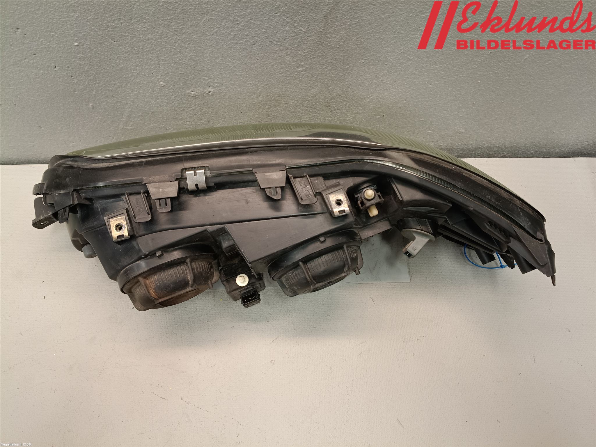 Volvo V70 00-04 Strålkastare Höger