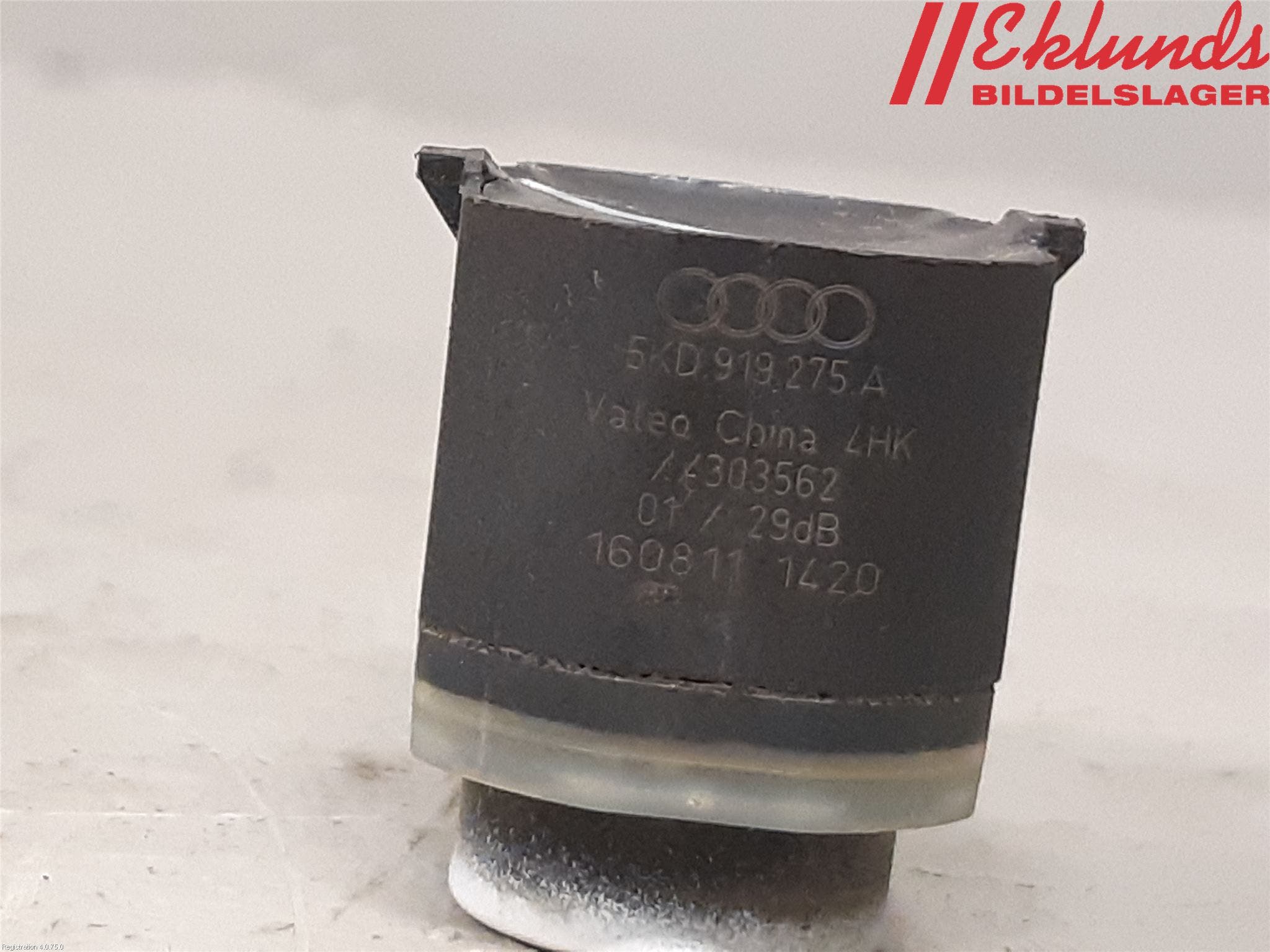 Volkswagen VW PASSAT 11-14 Parkeringshjälp Frontsensor