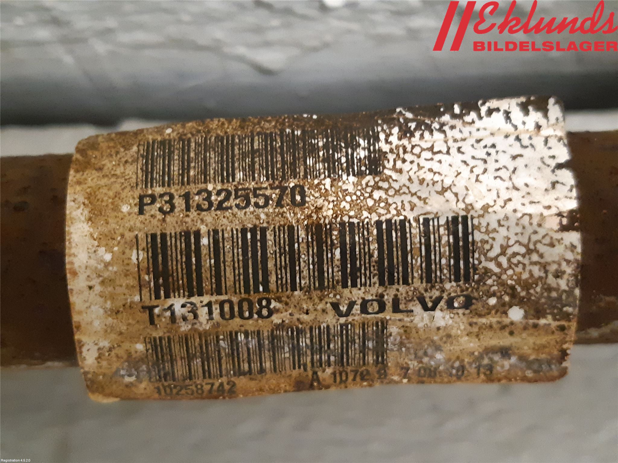 Volvo V70 14-16 Drivaxel Fram Höger