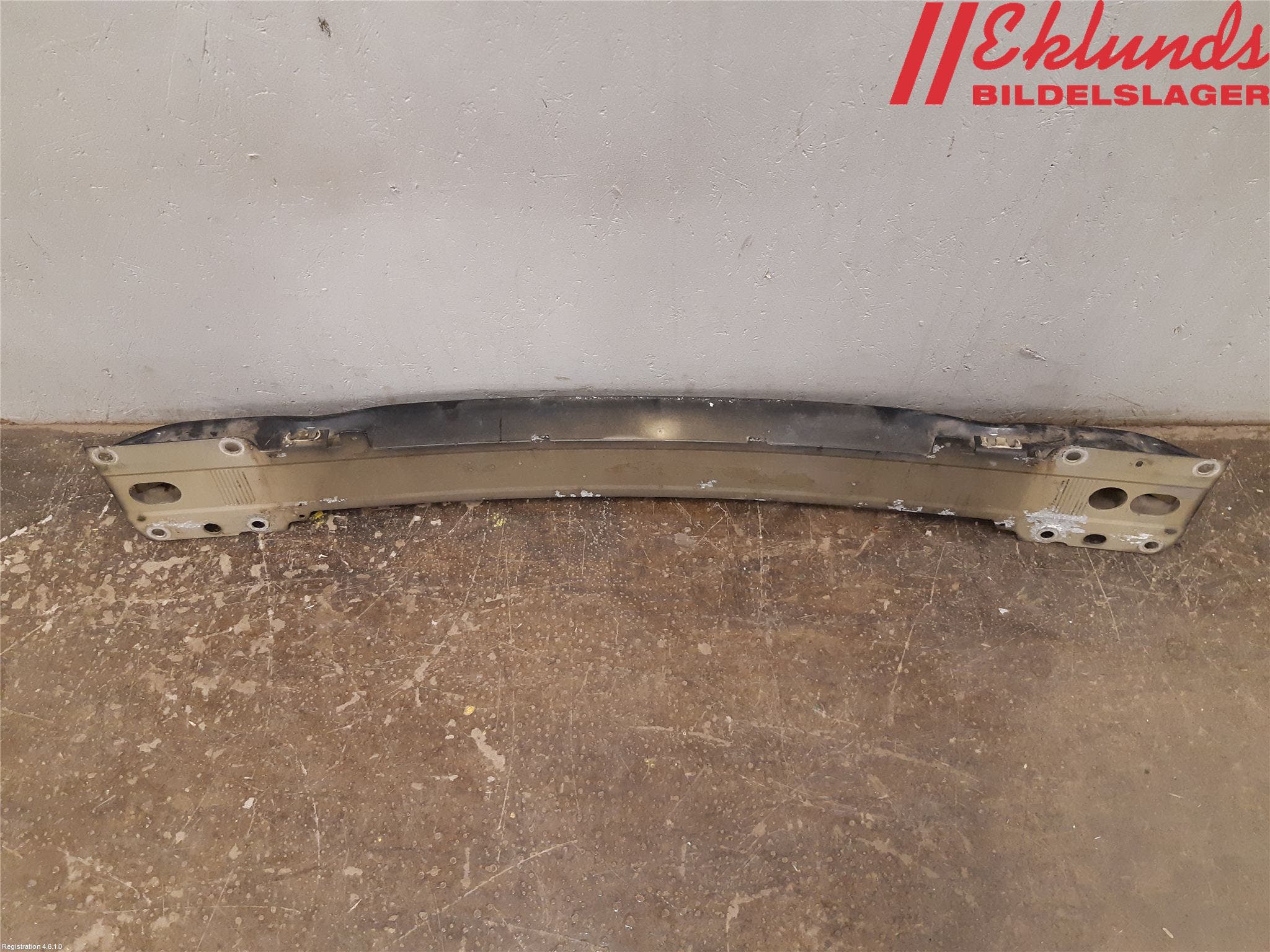 Volvo V70 14-16 Stötfångarbalk Fram