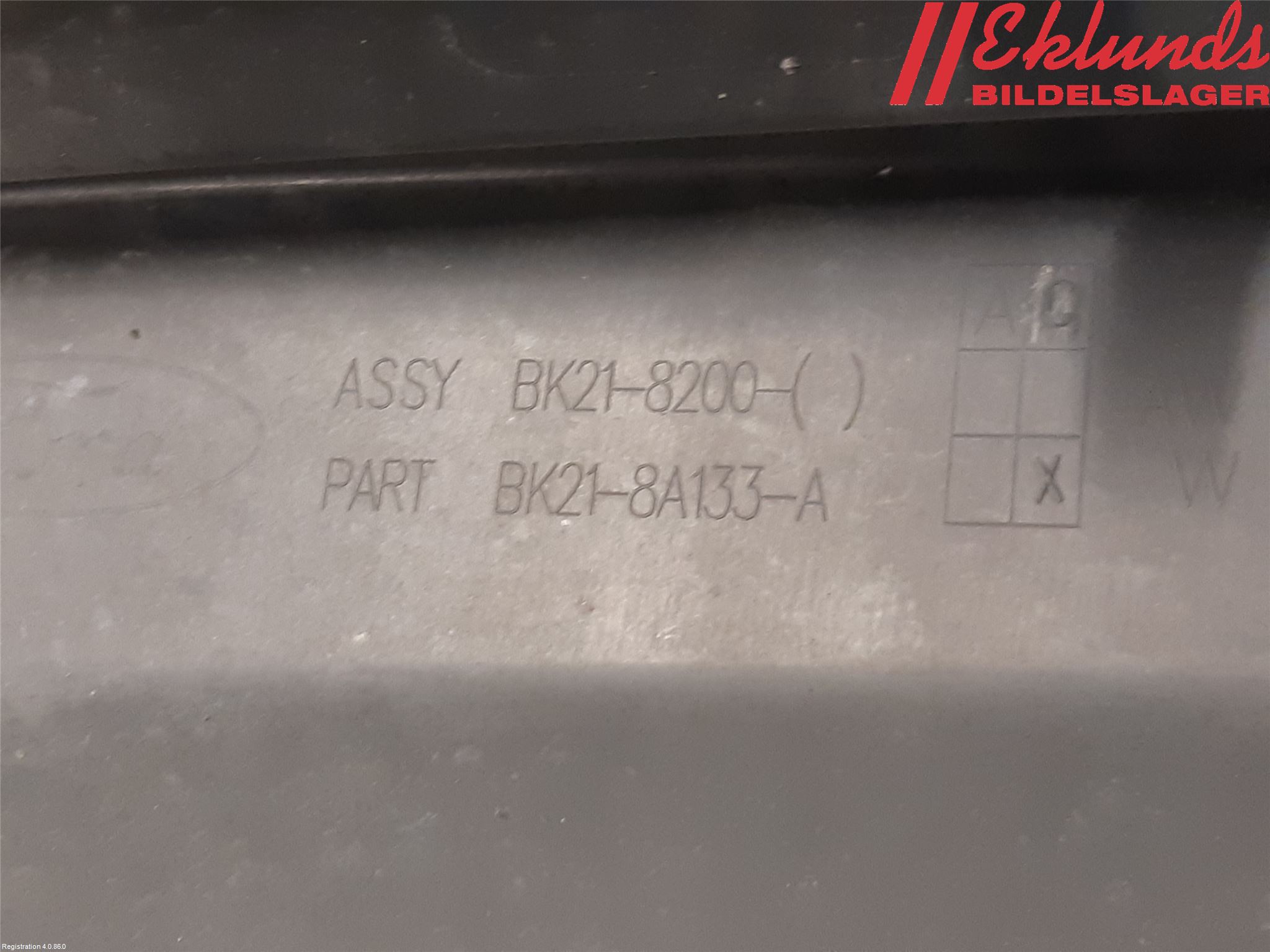 Ford TRANSIT/TOURNEO CUSTOM 13-24 Grill Komp