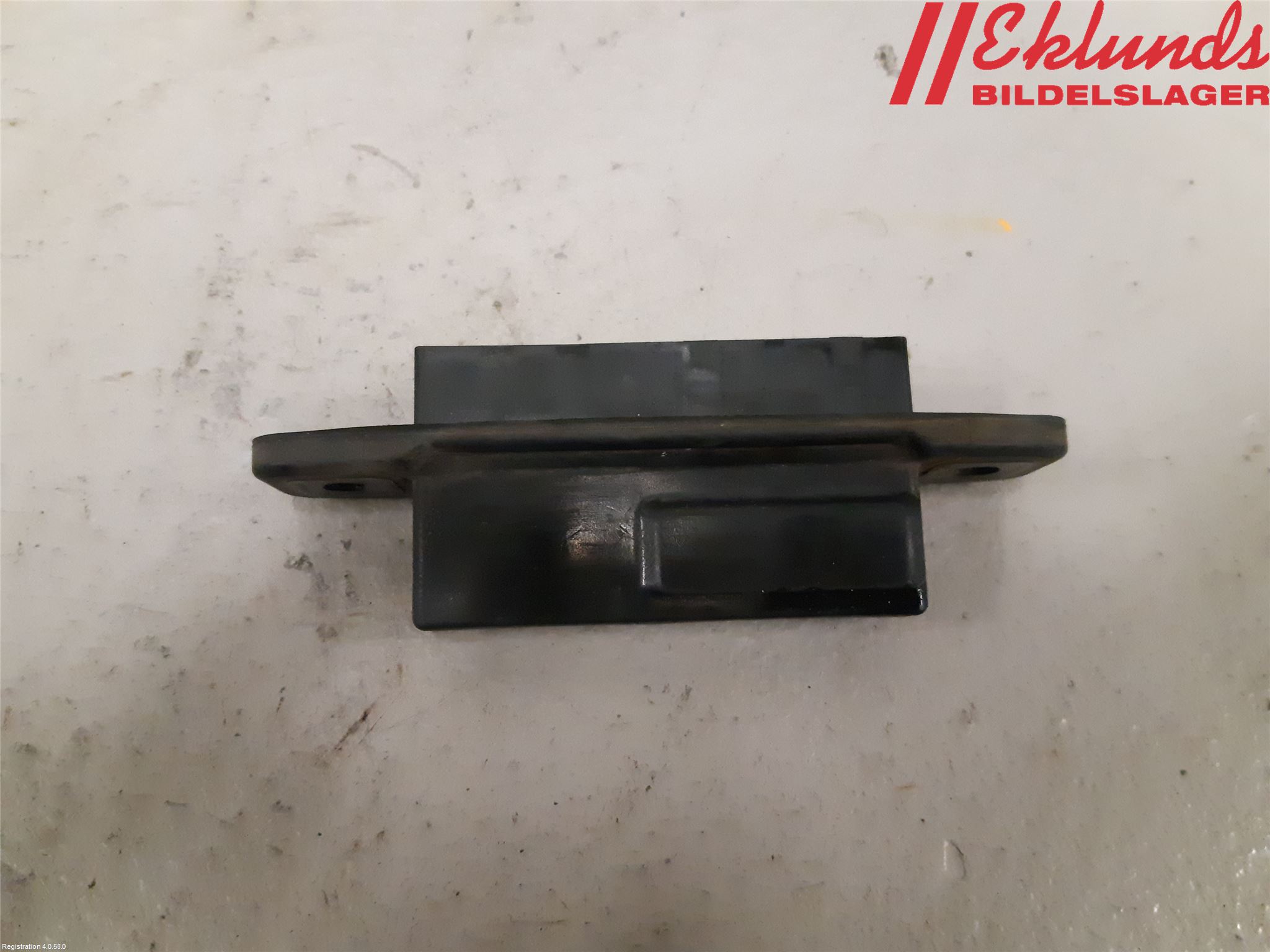 Toyota AVENSIS 09-15 Bakluckehandtag