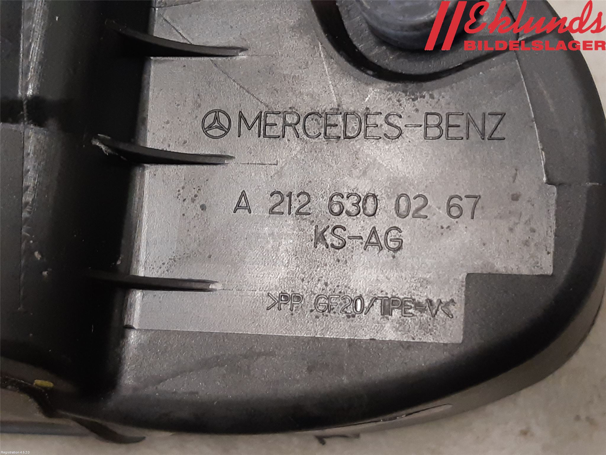 Mercedes-Benz MB E-KLASS (W212) 09-16 Tanklucka