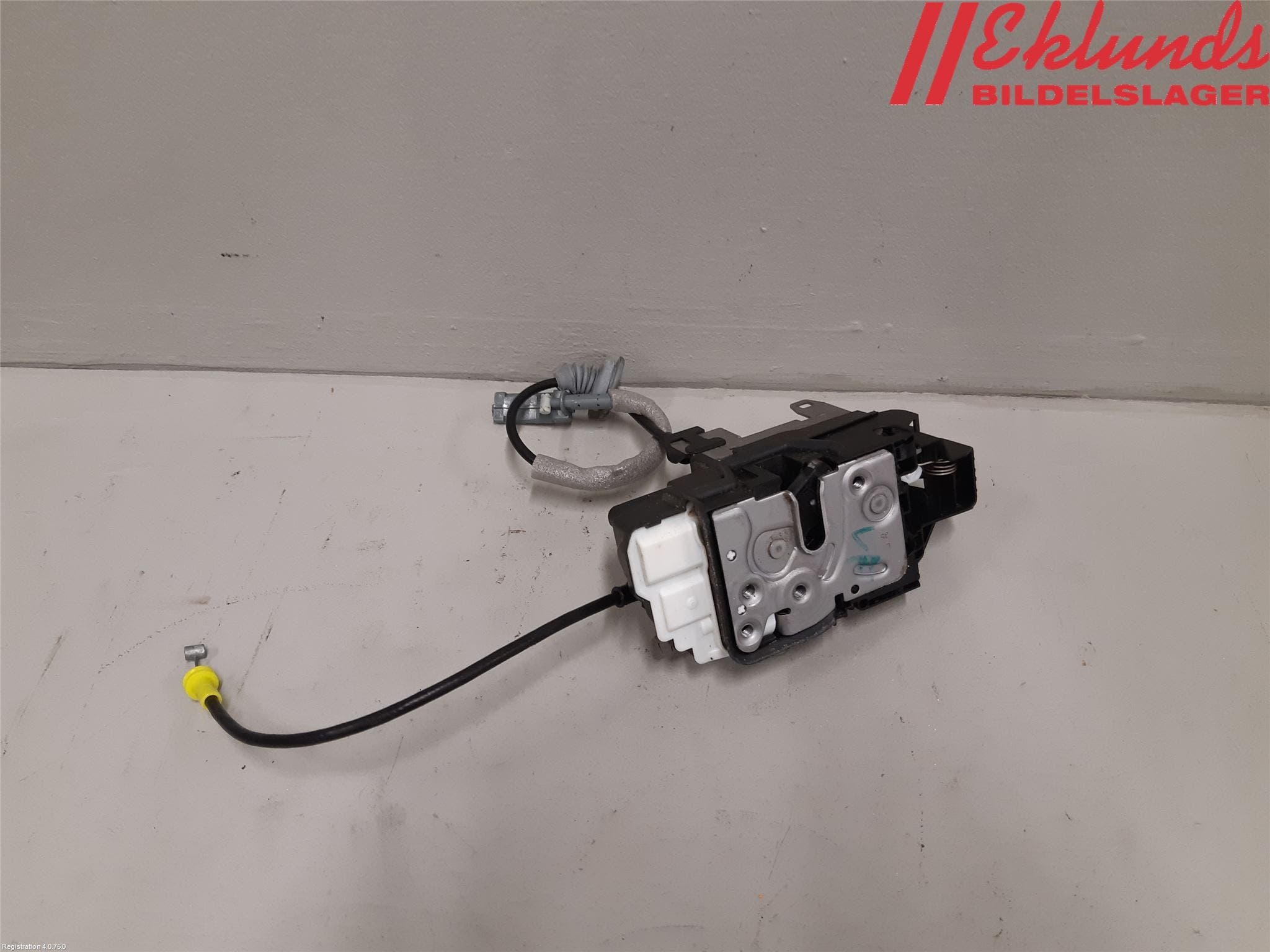 Volvo V90 17->> Låskista-Dörrlås