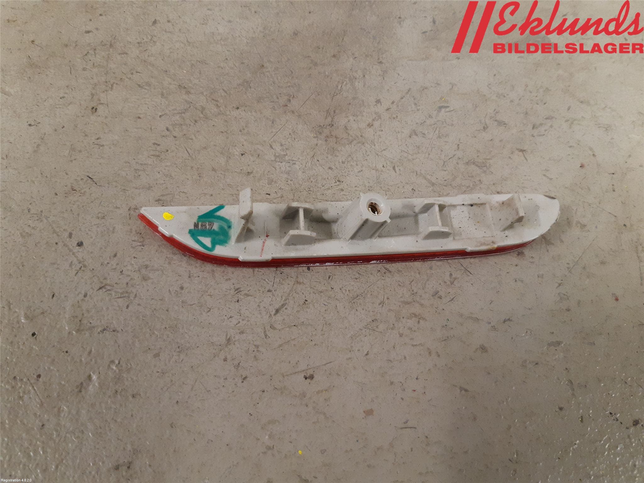 Nissan X-TRAIL 14-21 Dimljus/Reflex Bak